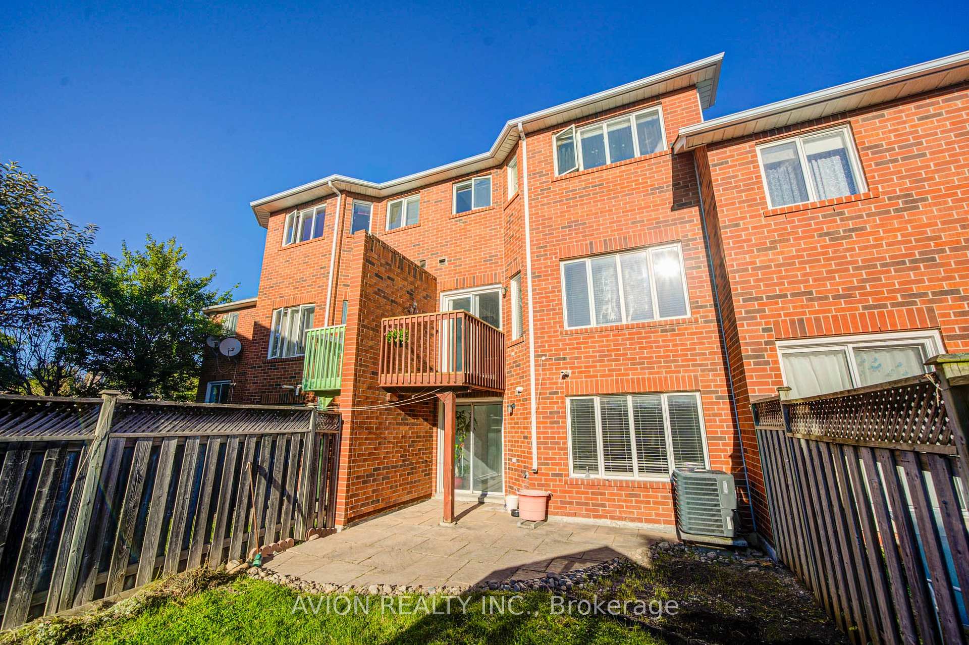 Photo 42 of 82 Kimono Crescent, Richmond Hill, Rouge Woods — HOMEH