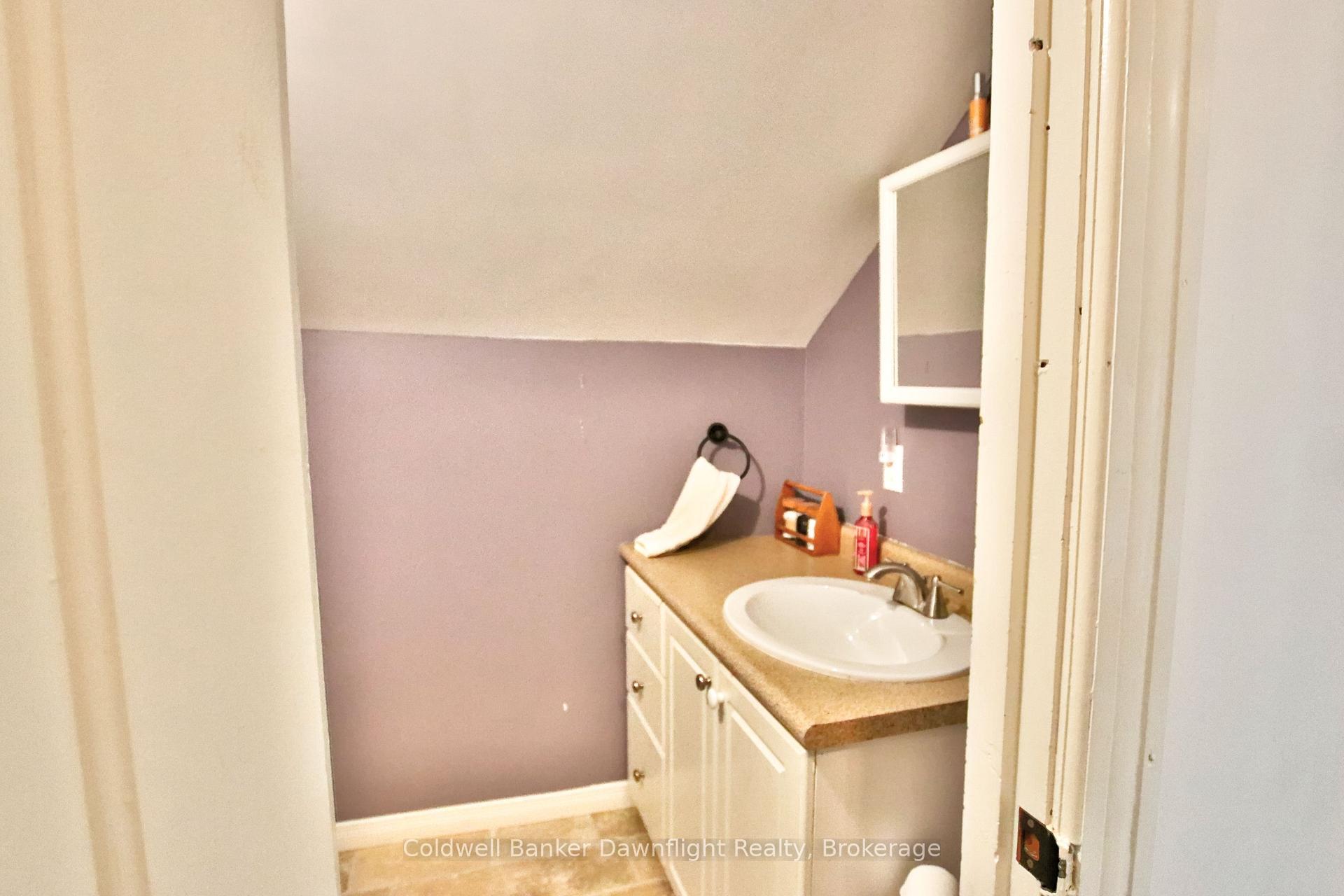 Photo 28 of 15 Cutter Street, Central Huron, Clinton — HOMEH