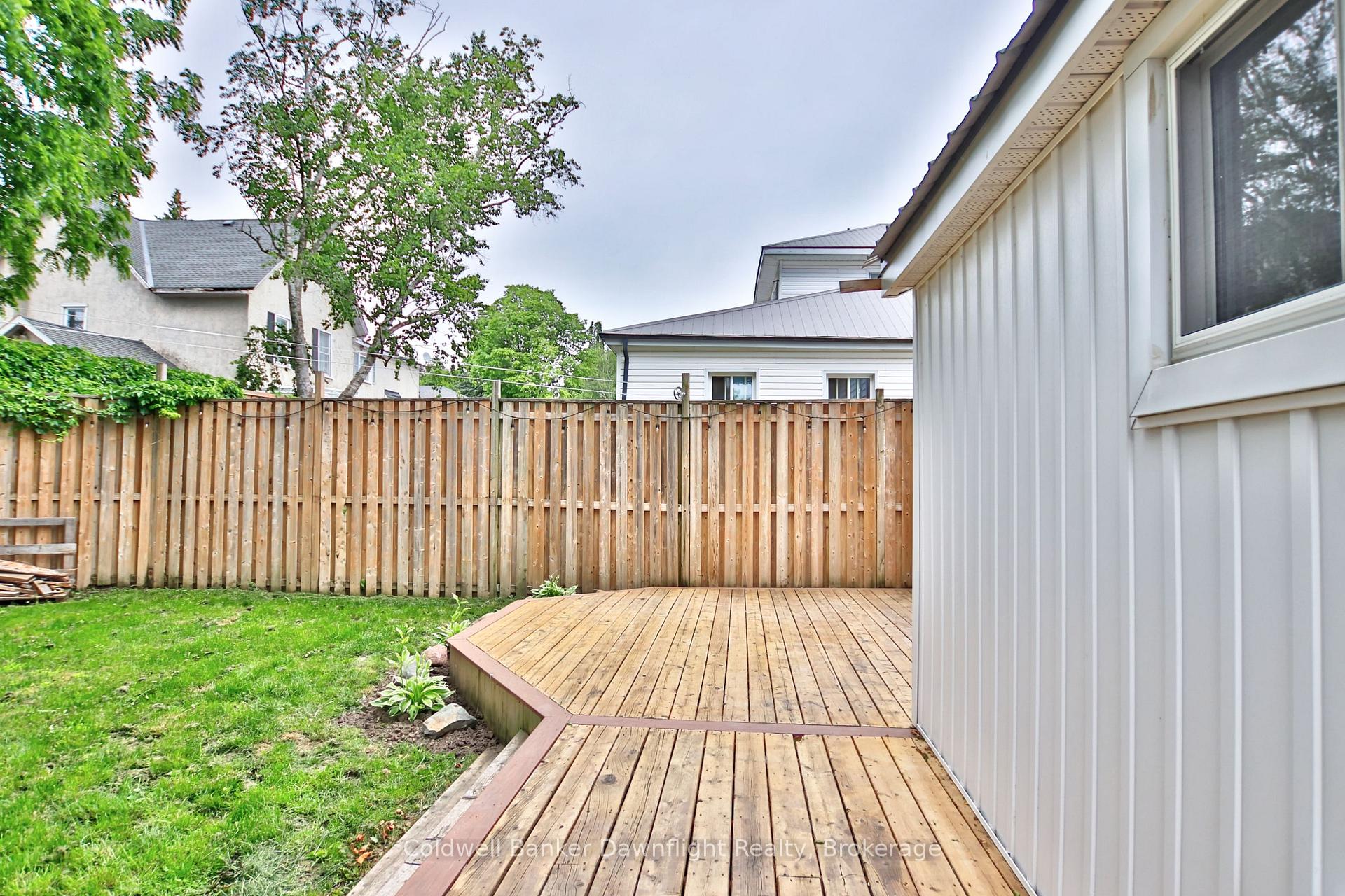 Photo 33 of 15 Cutter Street, Central Huron, Clinton — HOMEH