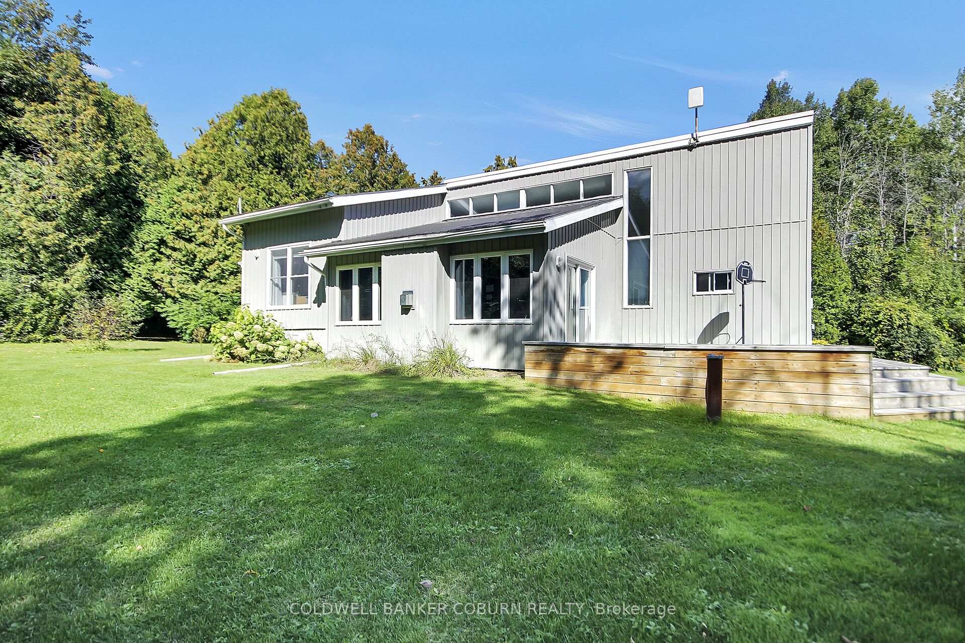 Photo of 1145 Craig Road