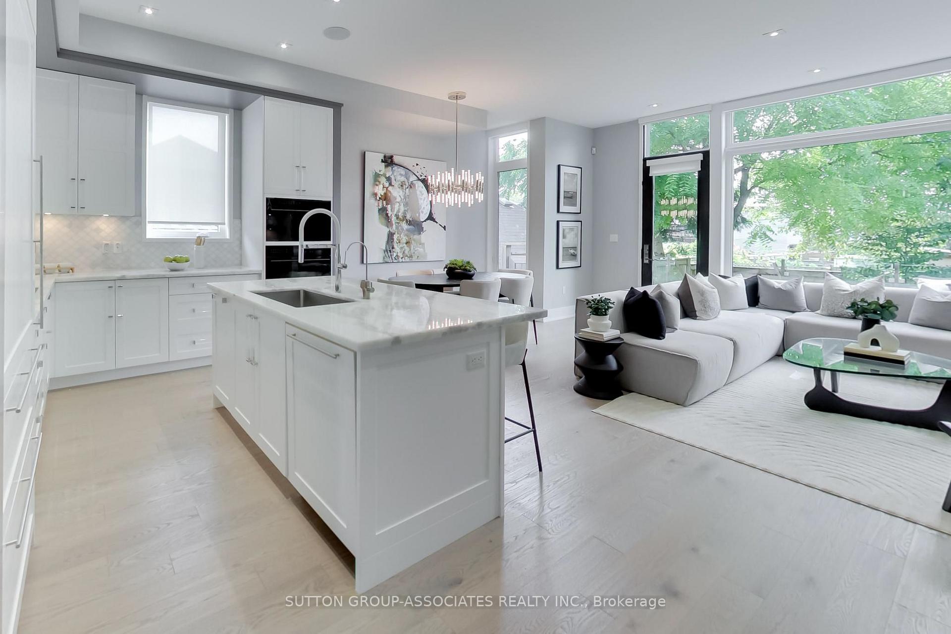 Photo 7 of 670 Winona Drive, Toronto, Humewood-Cedarvale — HOMEH