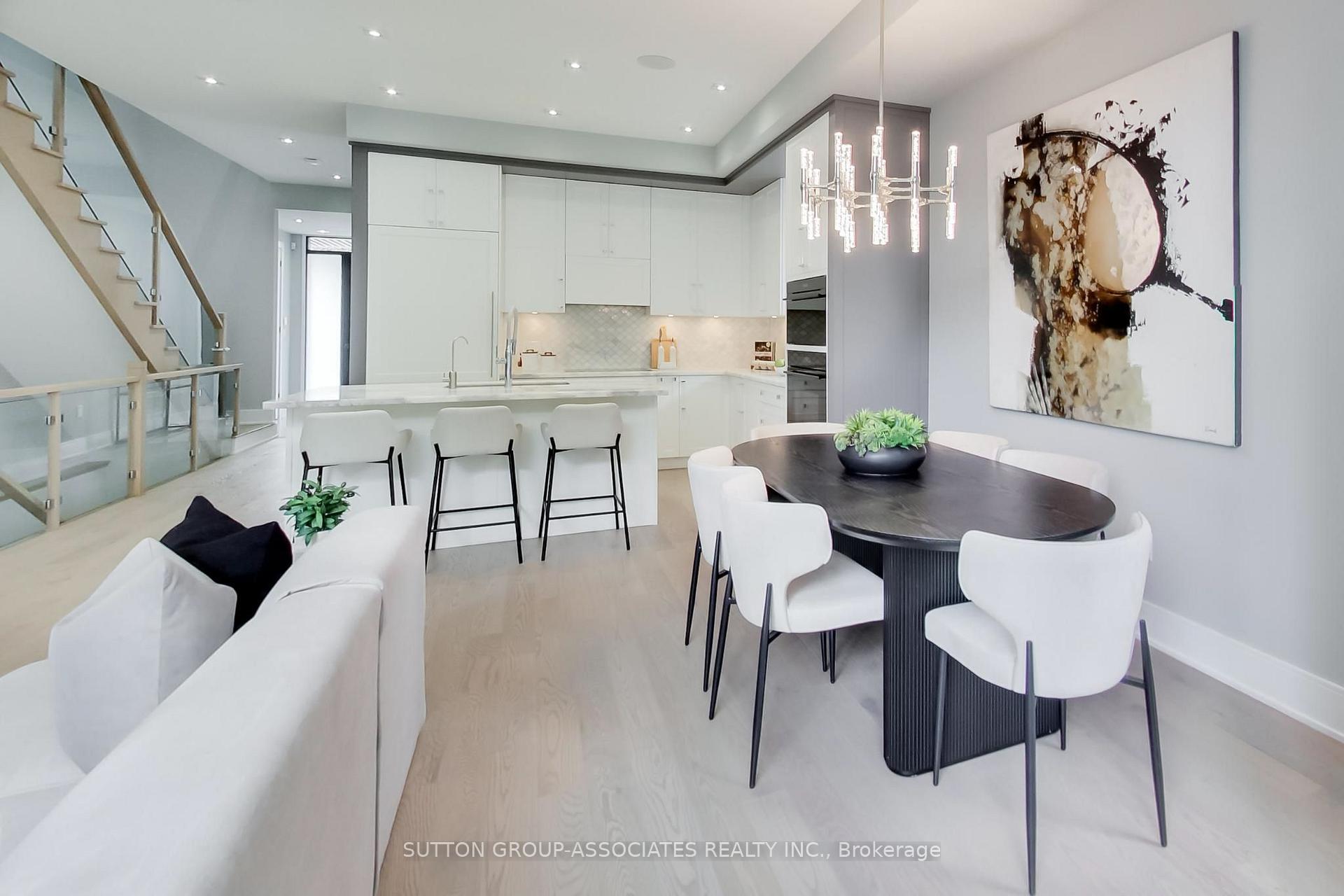Photo 13 of 670 Winona Drive, Toronto, Humewood-Cedarvale — HOMEH