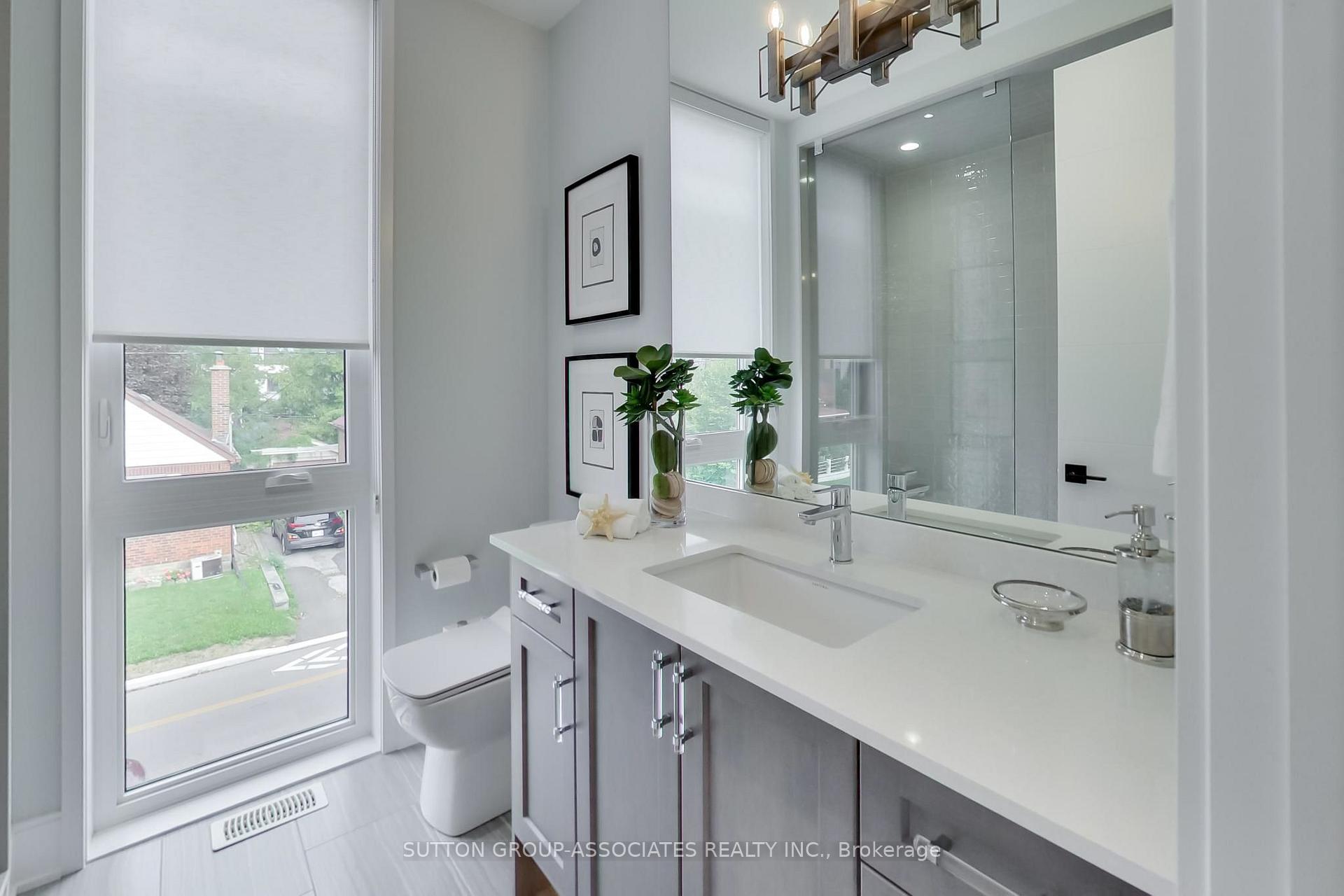 Photo 32 of 670 Winona Drive, Toronto, Humewood-Cedarvale — HOMEH