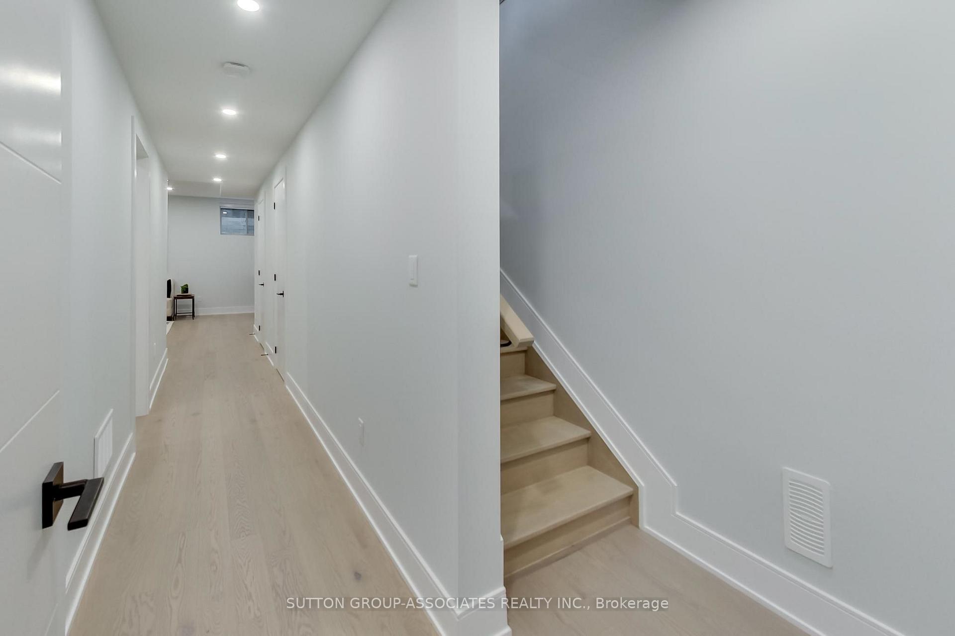 Photo 34 of 670 Winona Drive, Toronto, Humewood-Cedarvale — HOMEH