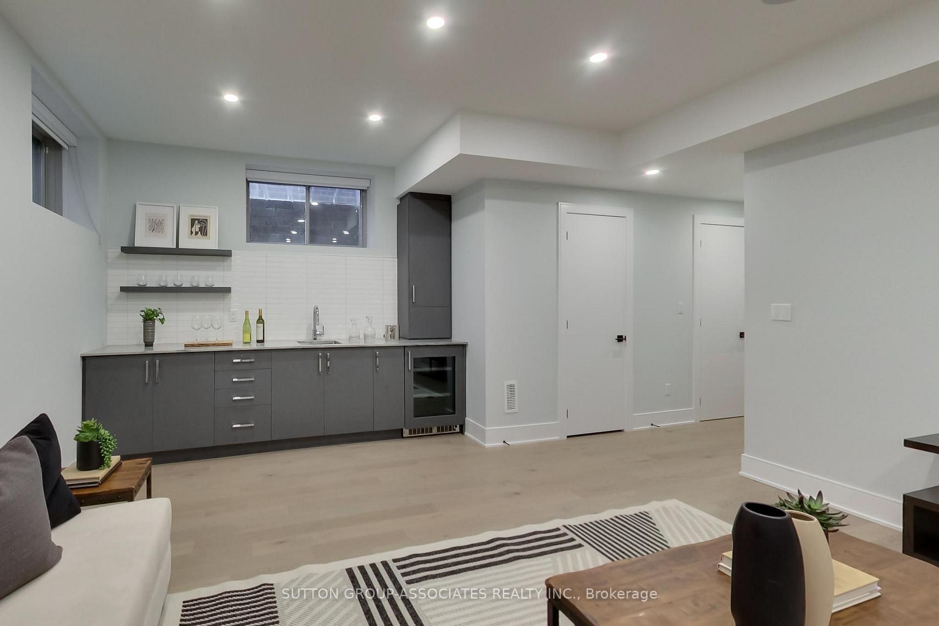 Photo 42 of 670 Winona Drive, Toronto, Humewood-Cedarvale — HOMEH