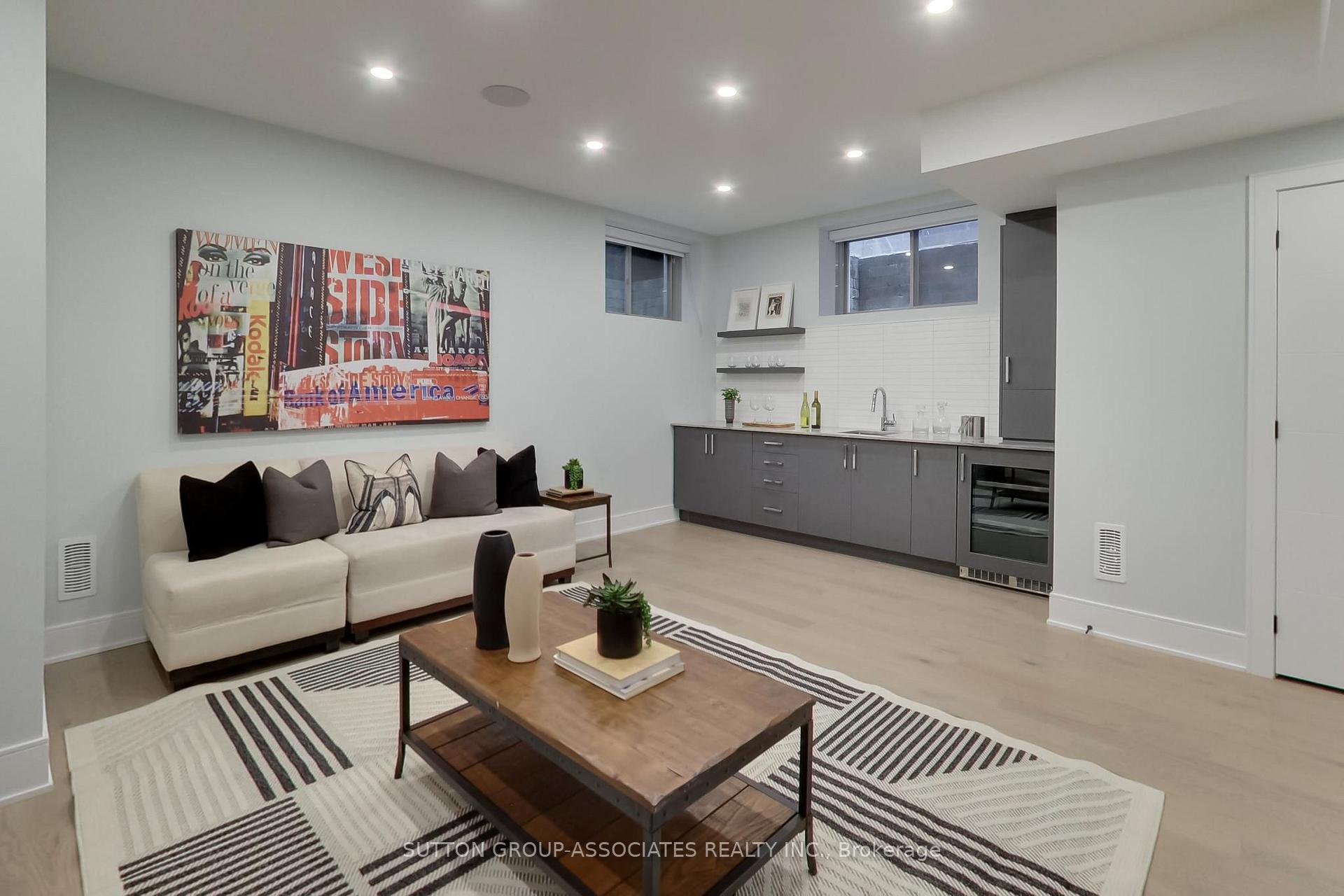 Photo 43 of 670 Winona Drive, Toronto, Humewood-Cedarvale — HOMEH