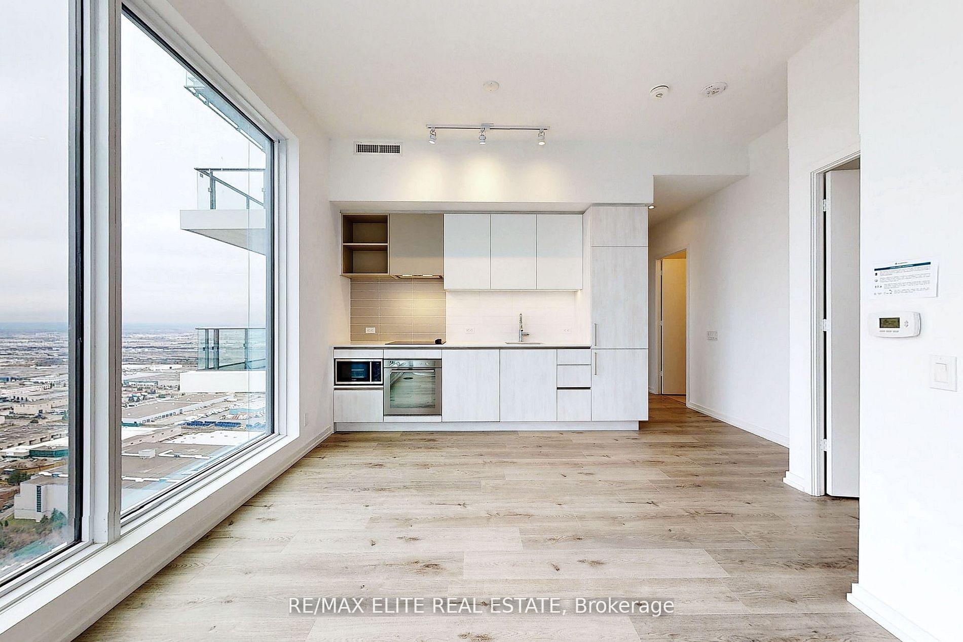 Photo 4 of Unit 4806, 7890 Jane Street, Vaughan, Vaughan Corporate Centre — HOMEH