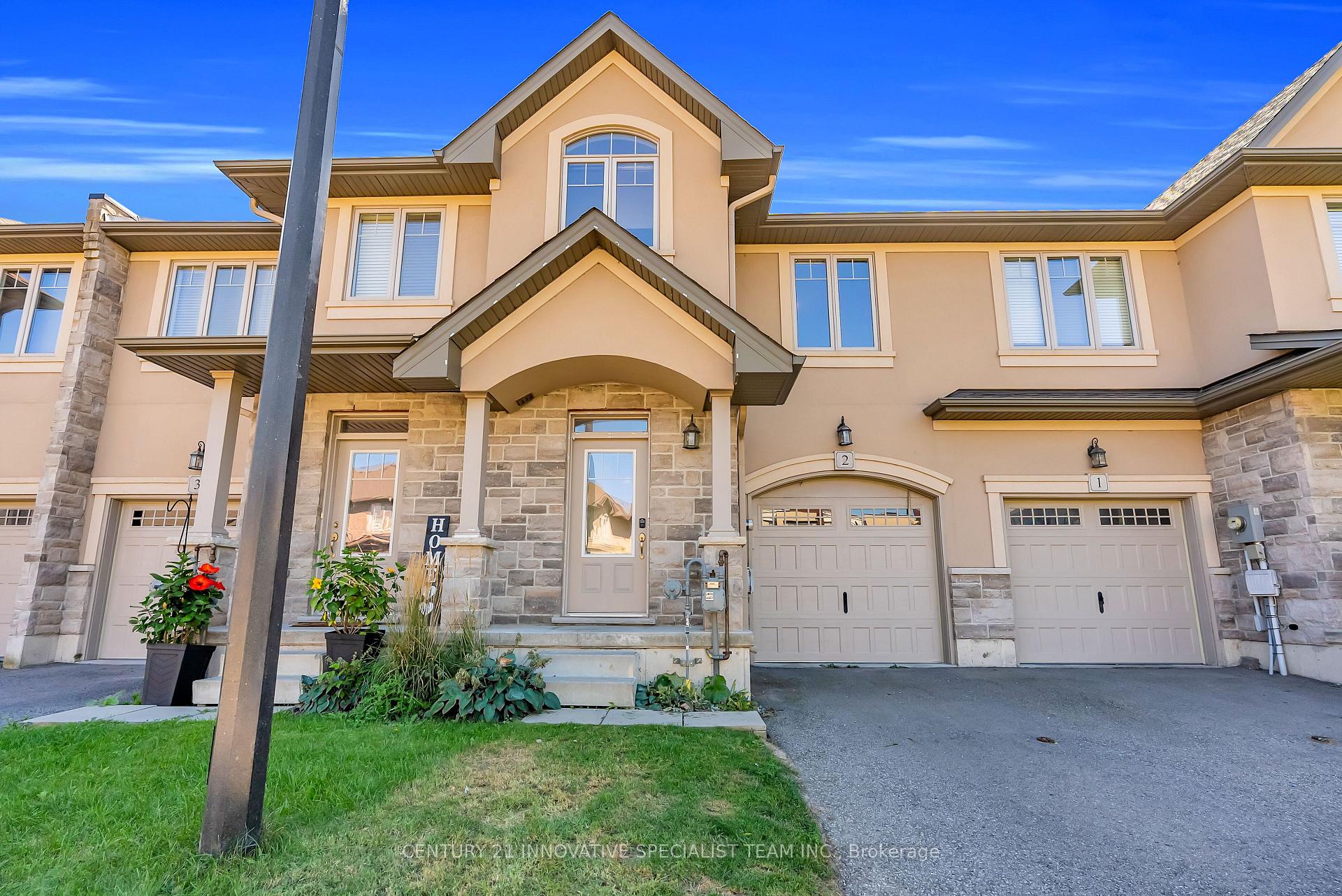 Photo 5 of Unit 2, 98 Shoreview Place, Hamilton, Lakeshore — HOMEH
