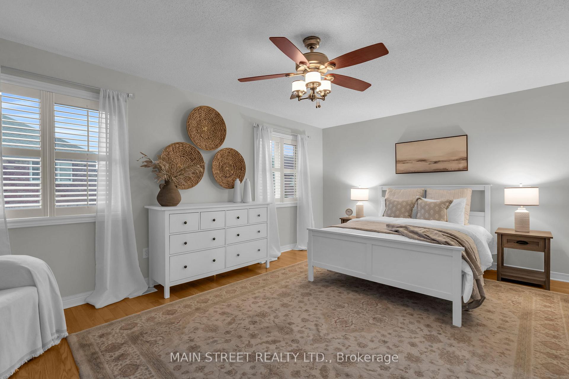 Photo 15 of 821 Joe Persechini Drive, Newmarket, Summerhill Estates — HOMEH