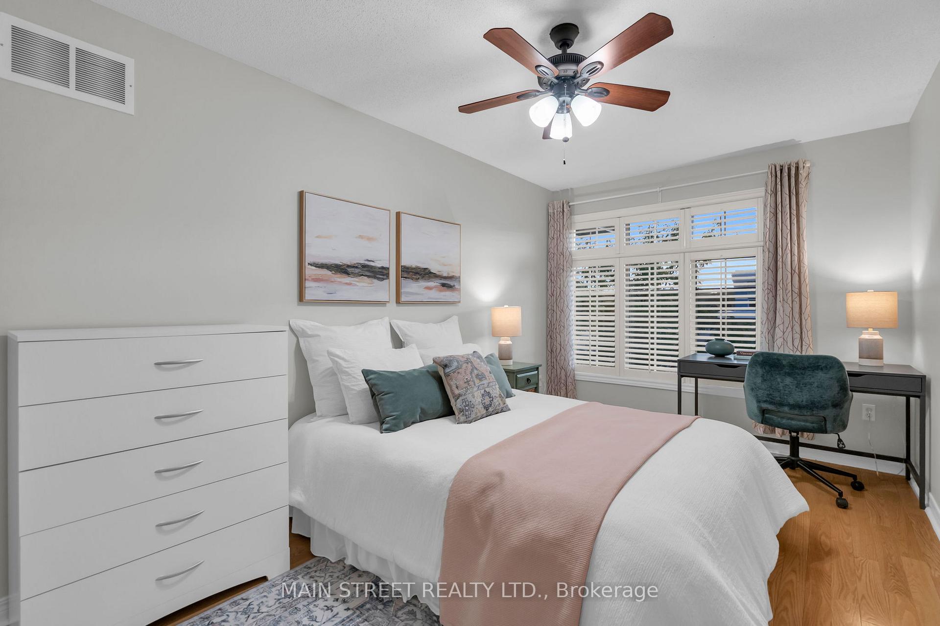 Photo 18 of 821 Joe Persechini Drive, Newmarket, Summerhill Estates — HOMEH