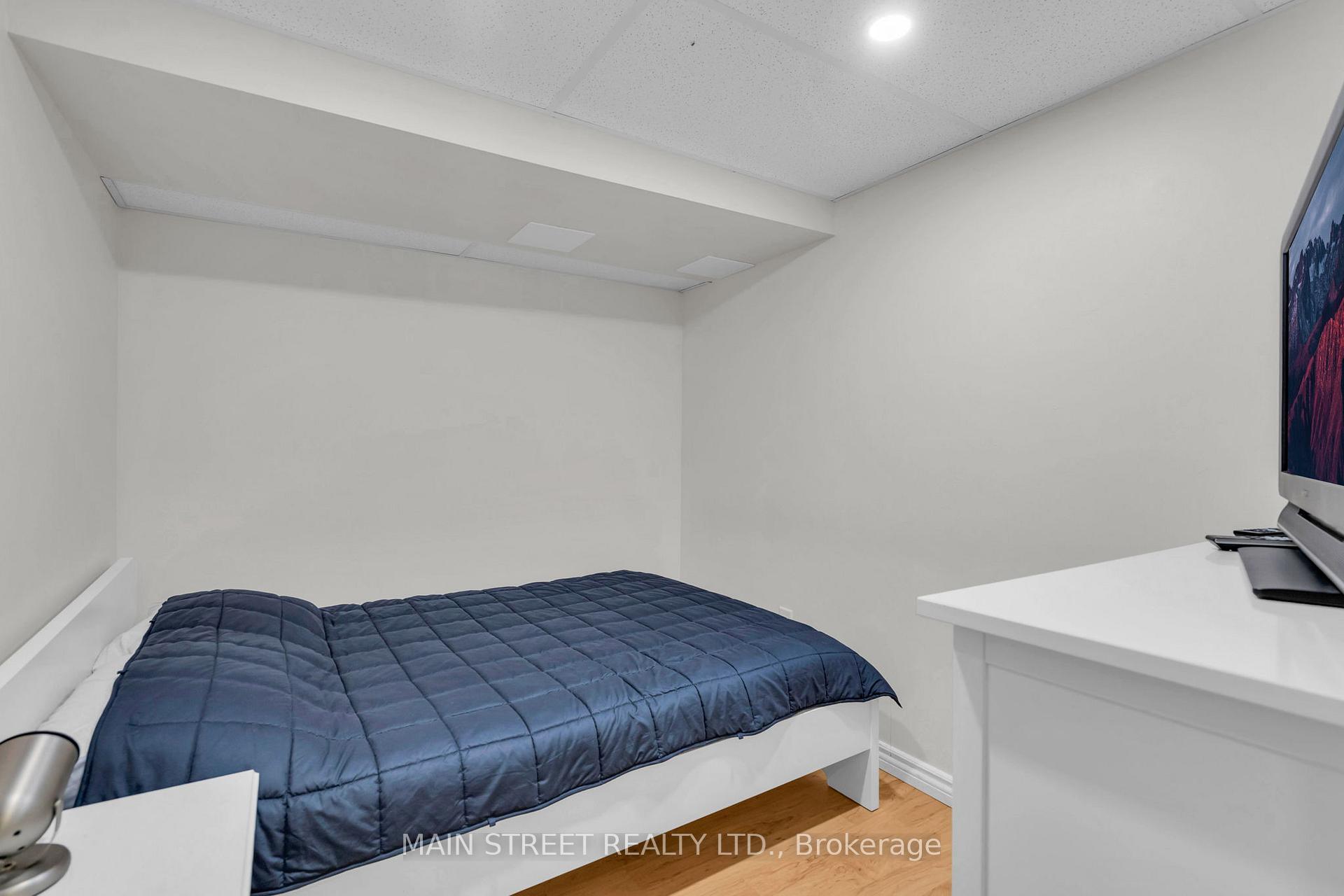 Photo 25 of 821 Joe Persechini Drive, Newmarket, Summerhill Estates — HOMEH