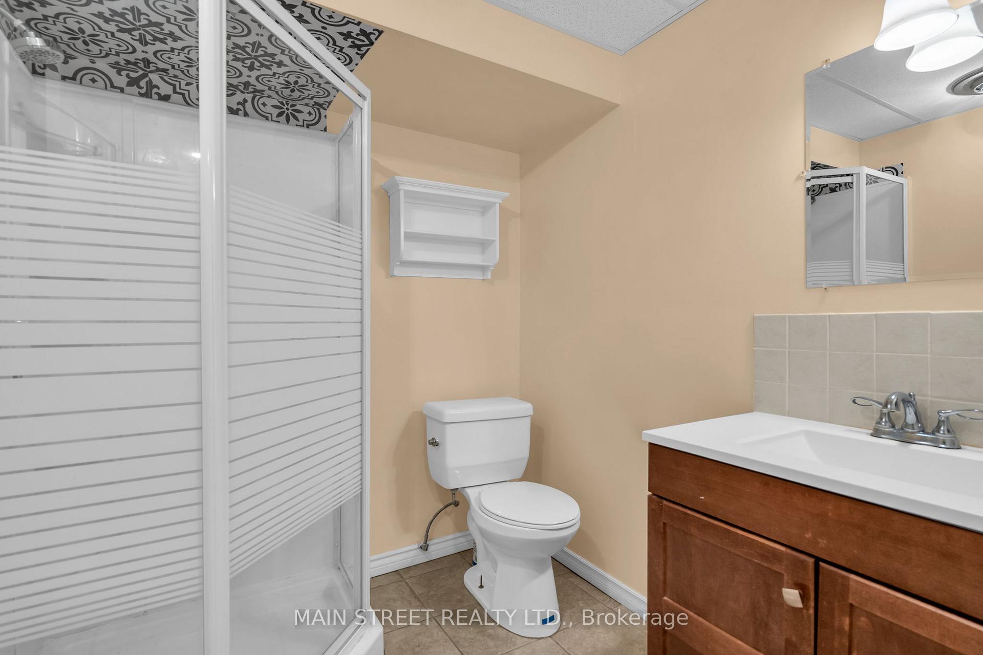 Photo 26 of 821 Joe Persechini Drive, Newmarket, Summerhill Estates — HOMEH