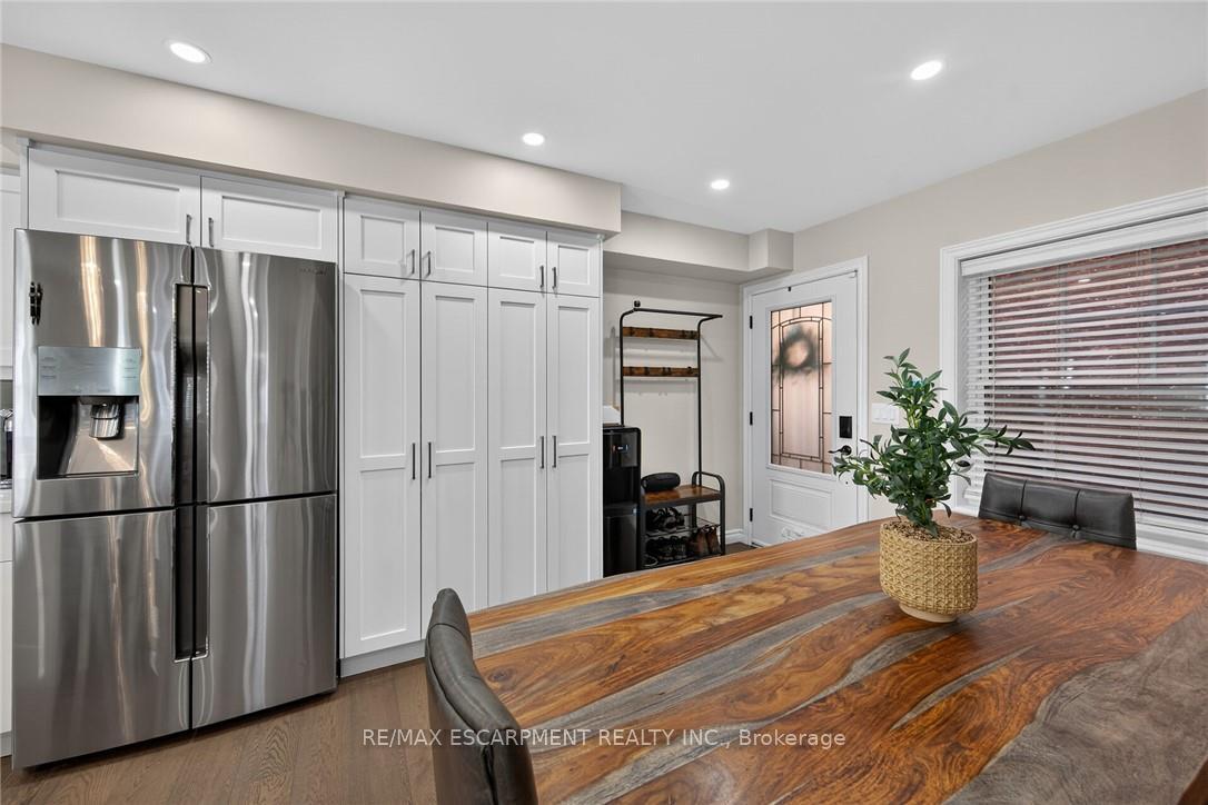 Photo 14 of 109 Ray Street, Hamilton, Strathcona — HOMEH