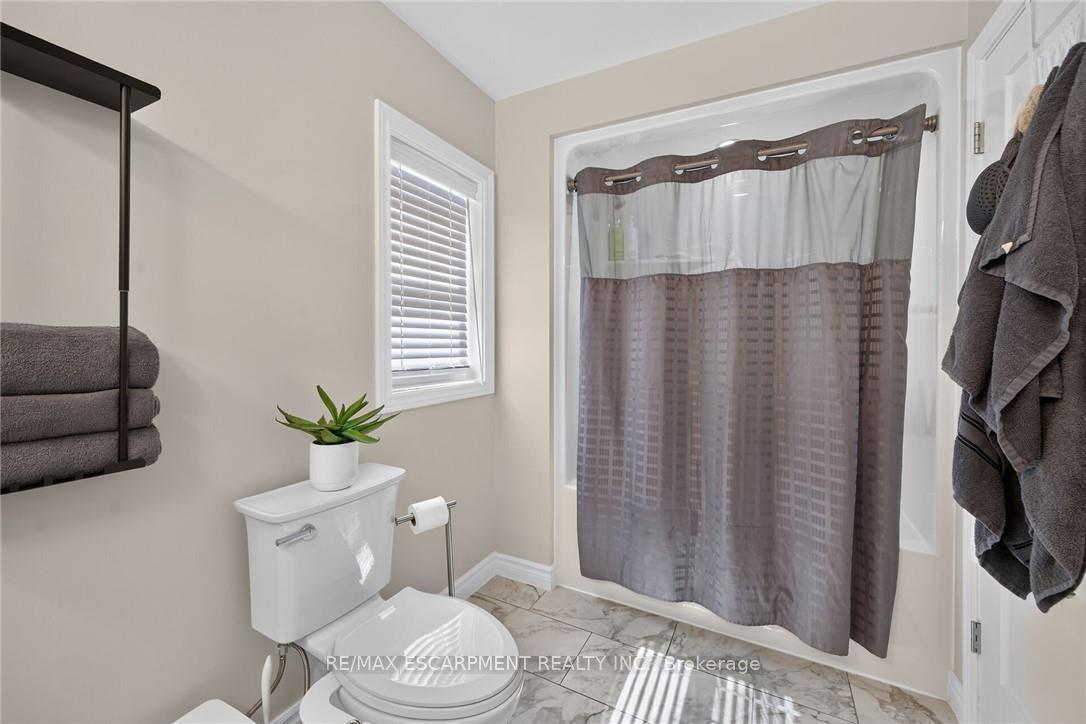 Photo 32 of 109 Ray Street, Hamilton, Strathcona — HOMEH