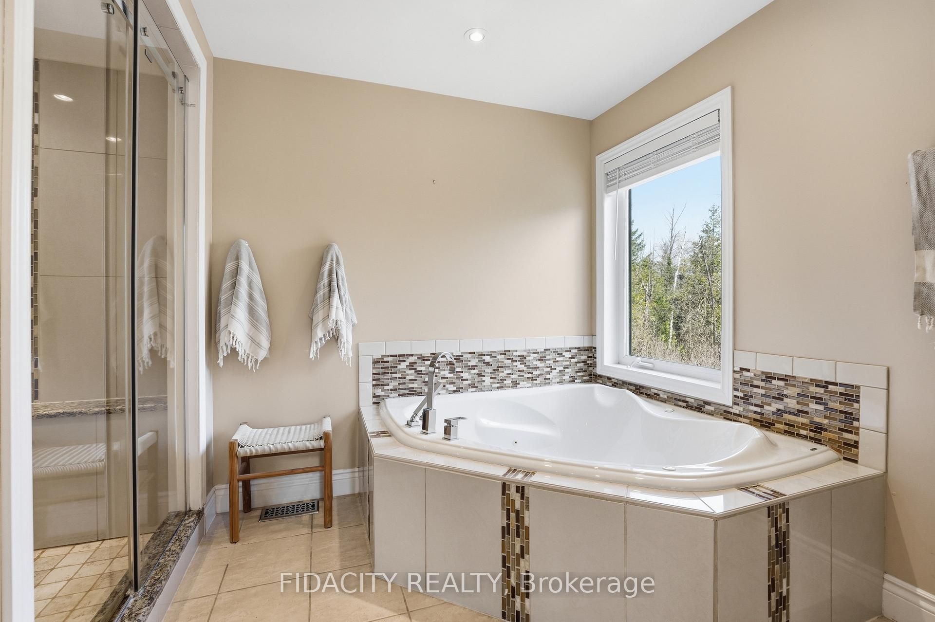 Photo 30 of 152 Wilbert Cox Drive, Ottawa, Huntley Ward (South East) — HOMEH
