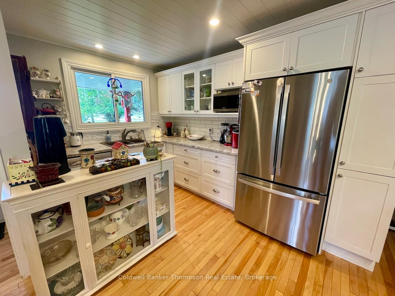 Photo 5 of 284 Lawrence Avenue, Huntsville, Brunel — HOMEH