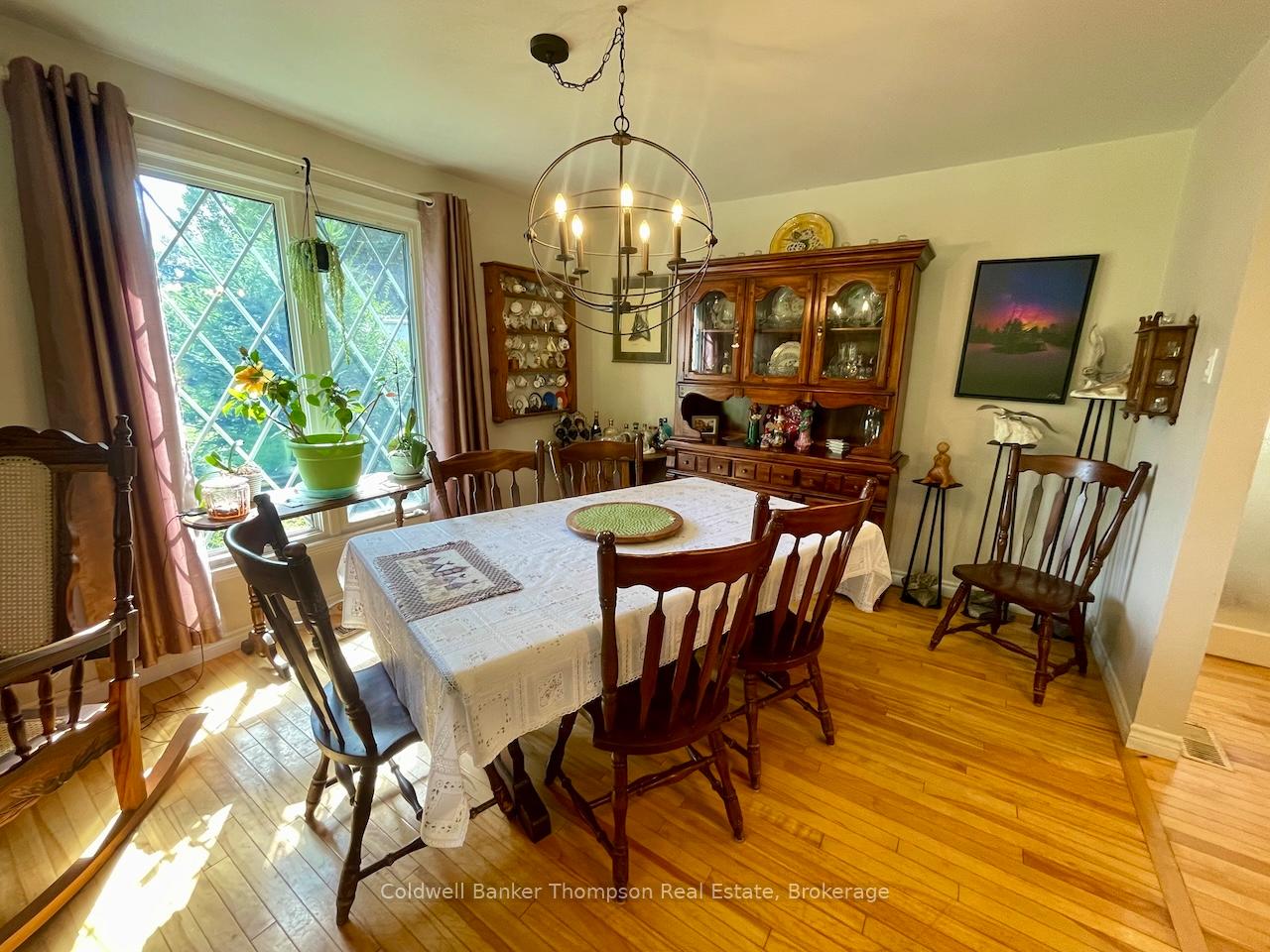 Photo 9 of 284 Lawrence Avenue, Huntsville, Brunel — HOMEH