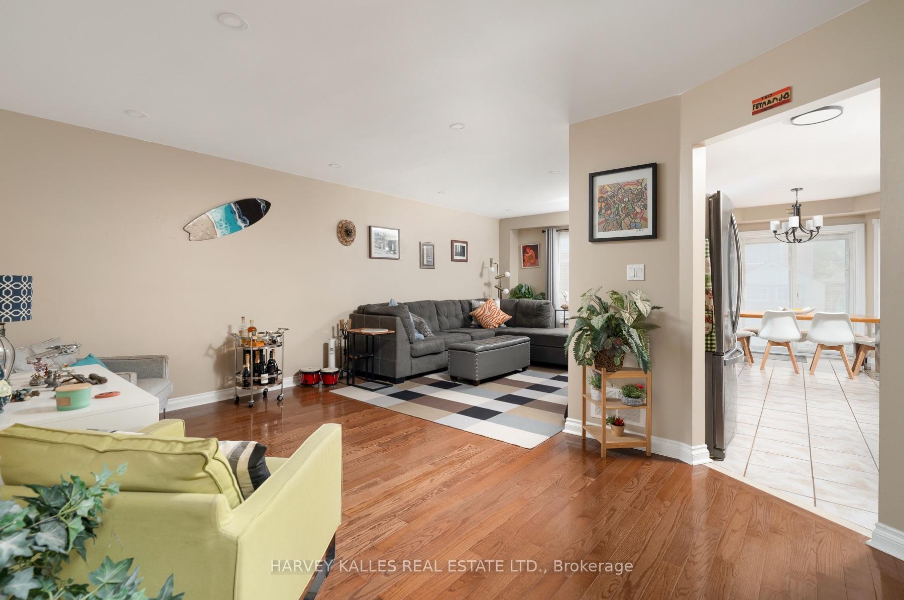 Photo 6 of 27 Hirst Avenue, Georgina, Keswick South — HOMEH