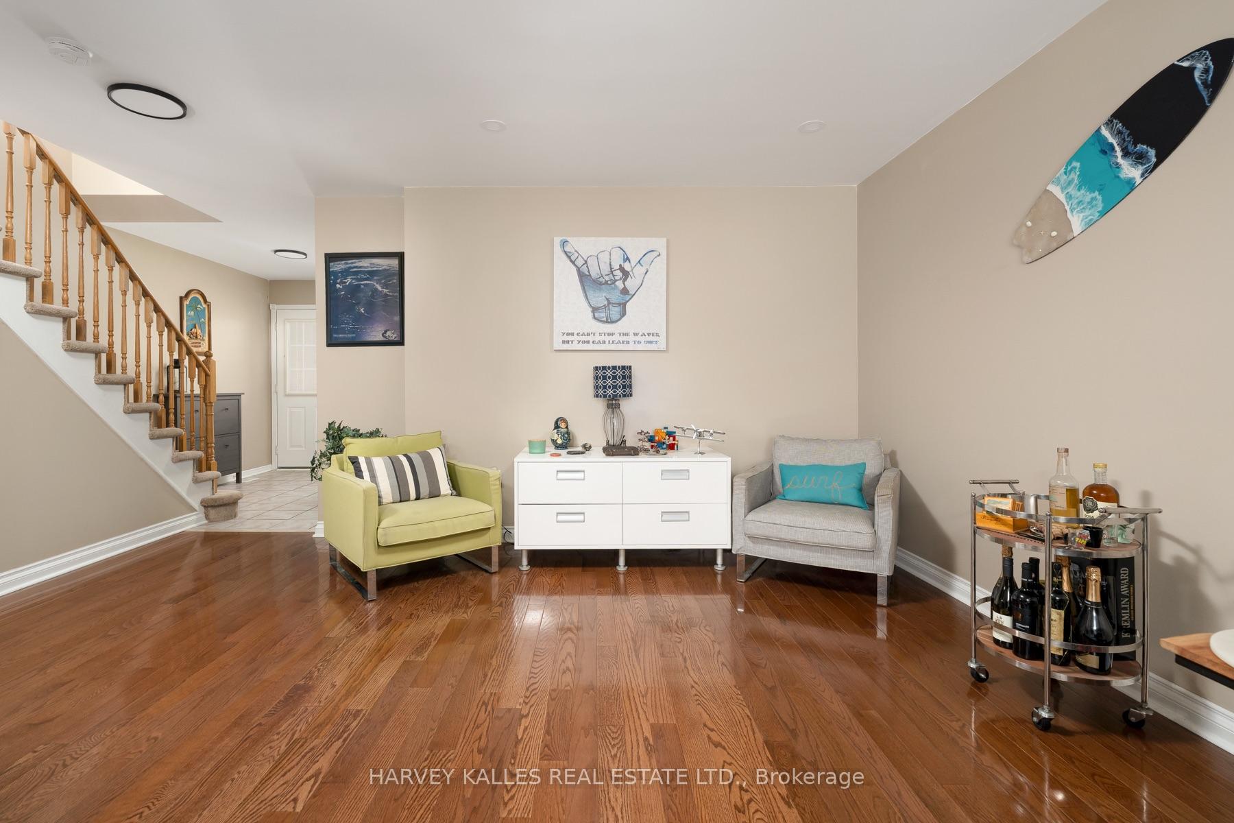 Photo 7 of 27 Hirst Avenue, Georgina, Keswick South — HOMEH