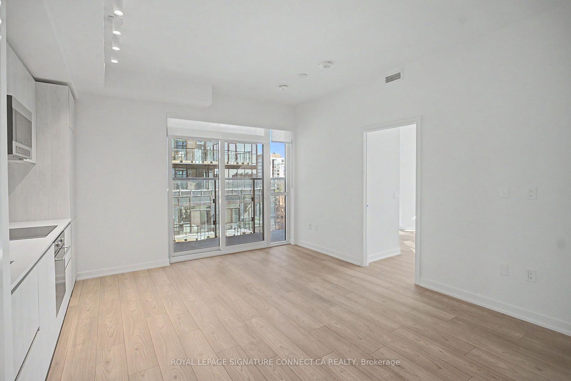 Photo 6 of Unit 715, 110 Broadway Avenue, Toronto, Mount Pleasant West — HOMEH