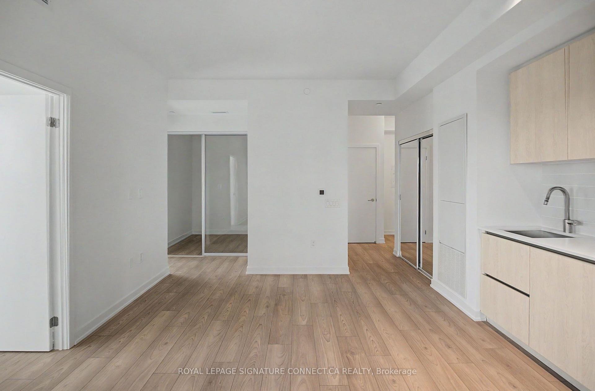 Photo 8 of Unit 715, 110 Broadway Avenue, Toronto, Mount Pleasant West — HOMEH