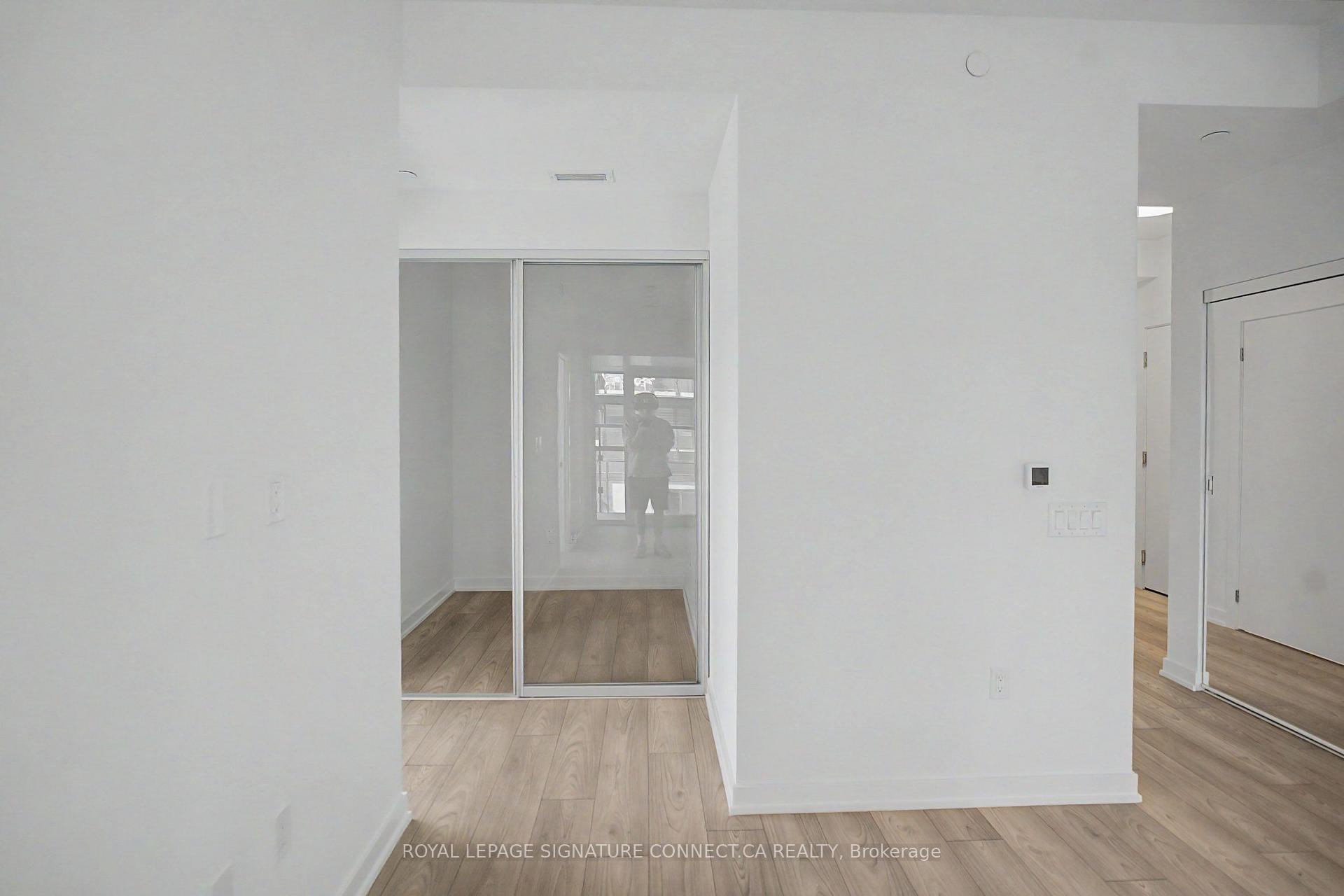 Photo 13 of Unit 715, 110 Broadway Avenue, Toronto, Mount Pleasant West — HOMEH