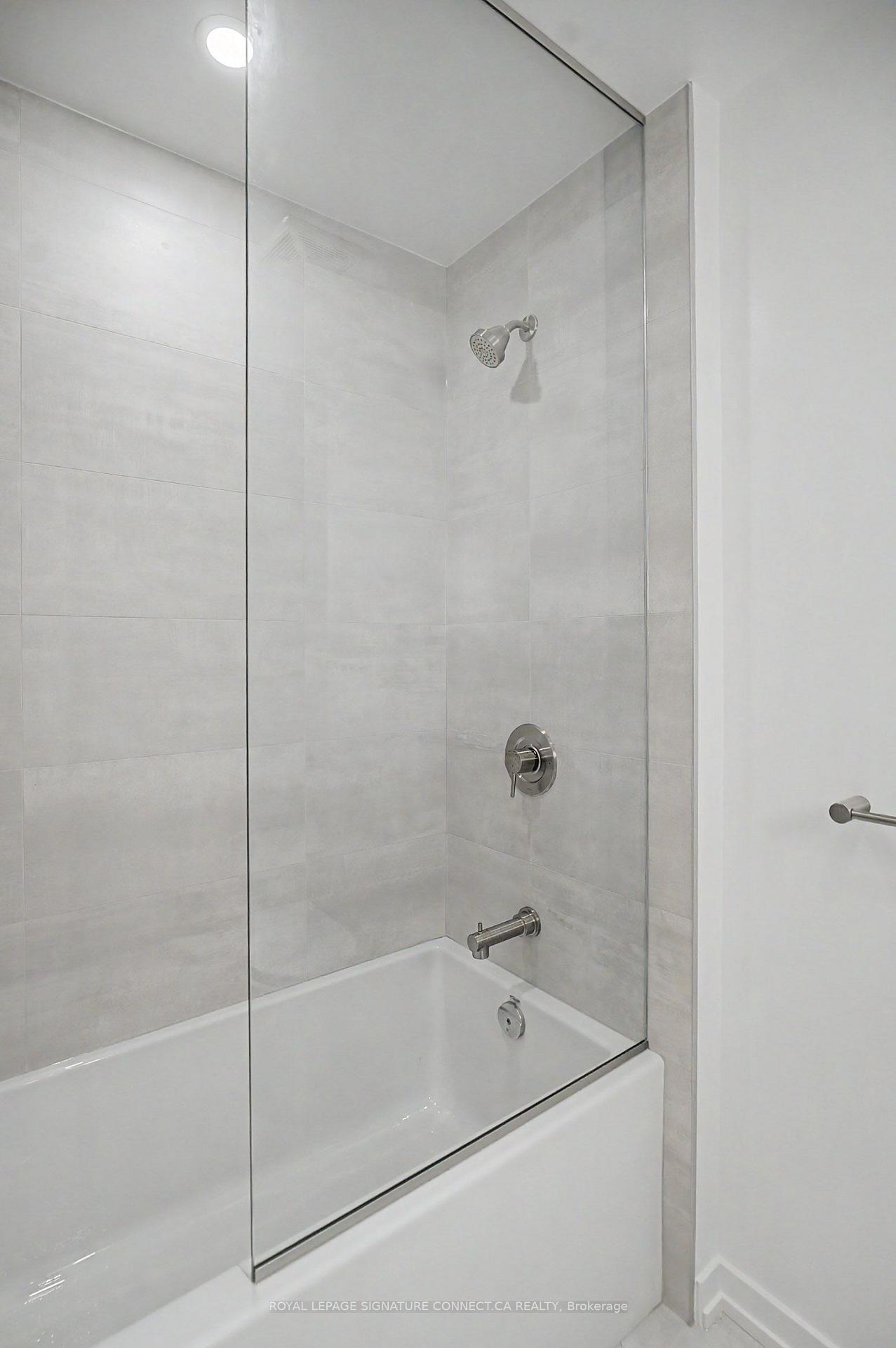 Photo 28 of Unit 715, 110 Broadway Avenue, Toronto, Mount Pleasant West — HOMEH
