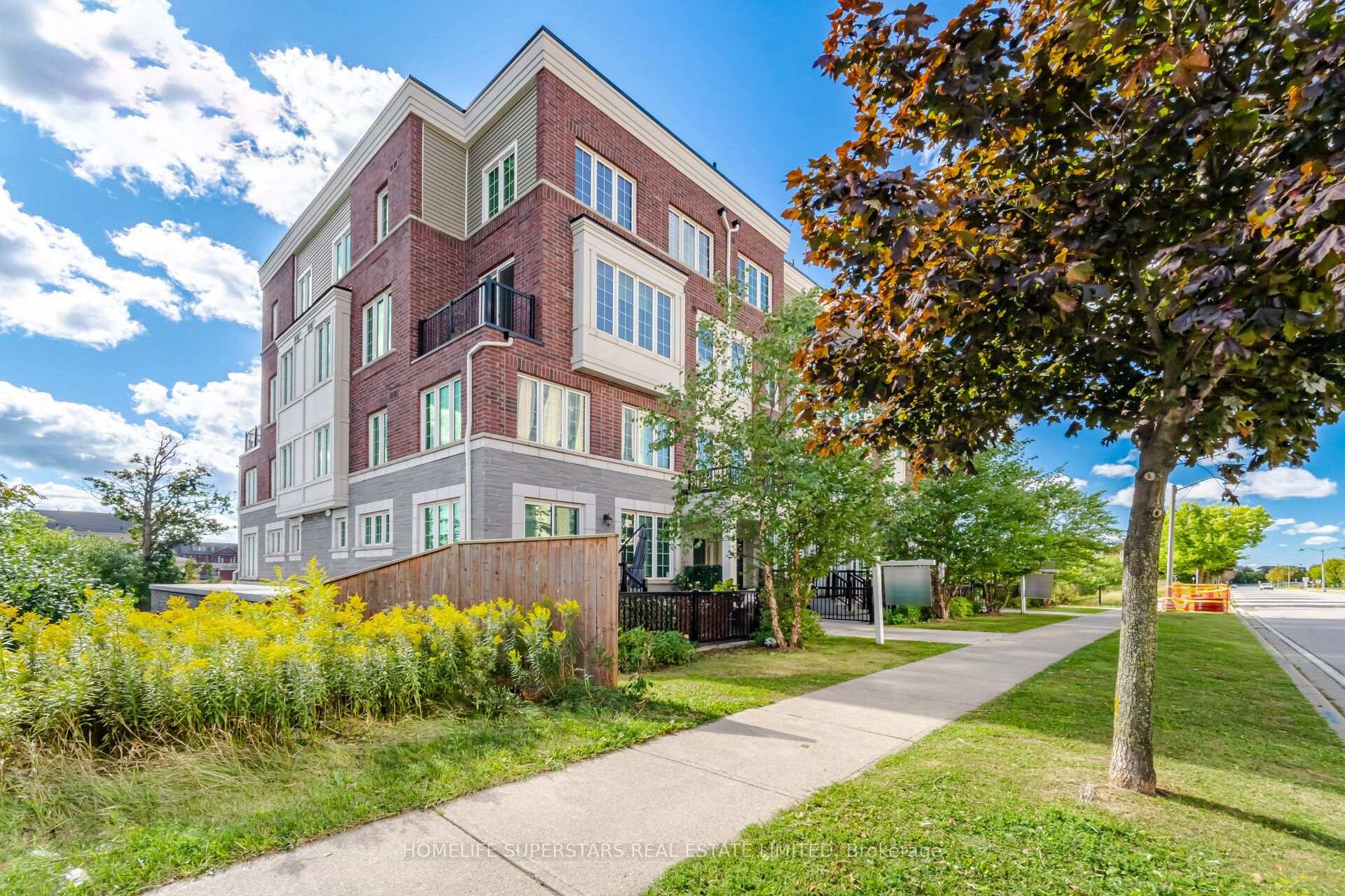 Photo of Unit 7, 2205 Lillykin Street