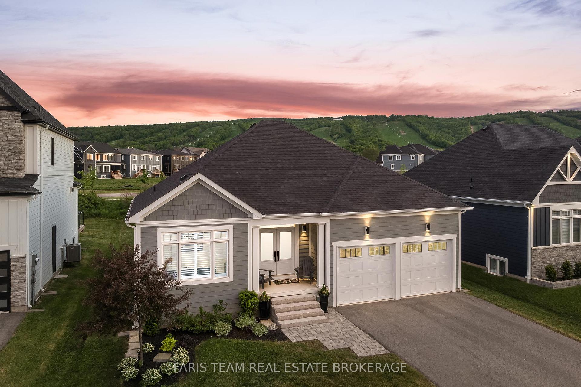Photo of 107 Stillwater Crescent