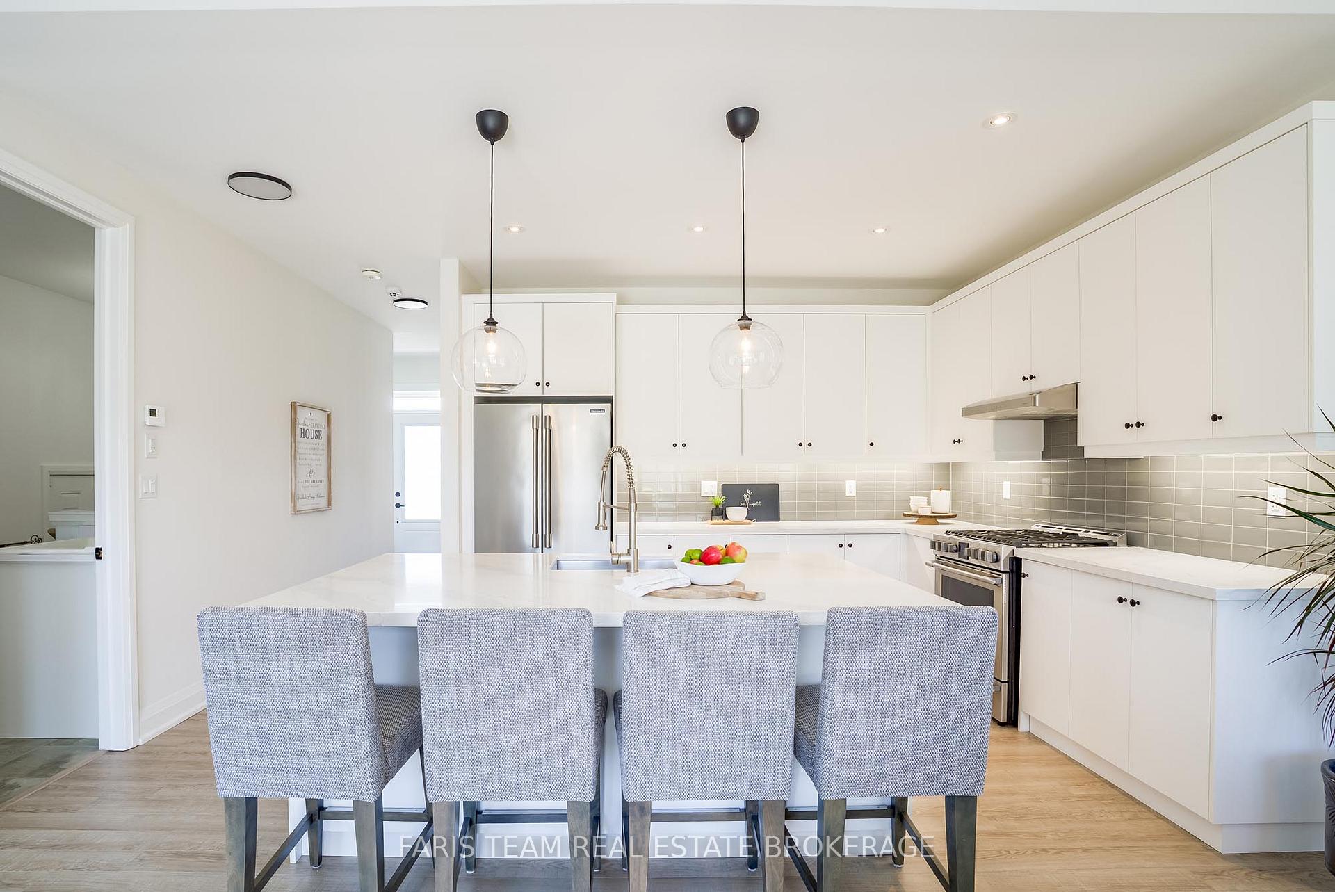 Photo 8 of 107 Stillwater Crescent, Blue Mountains — HOMEH