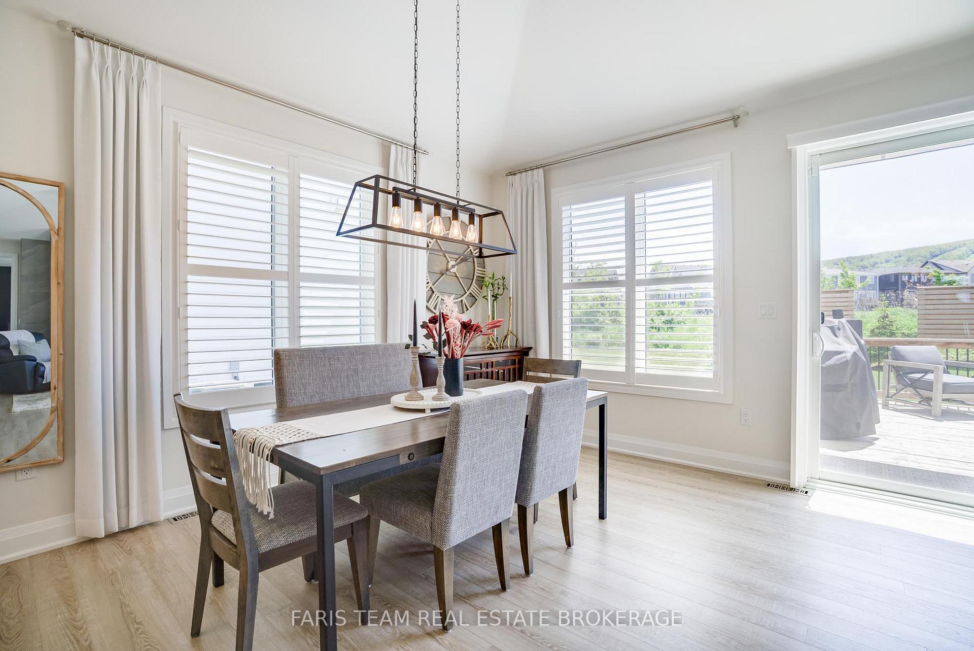 Photo 13 of 107 Stillwater Crescent, Blue Mountains — HOMEH