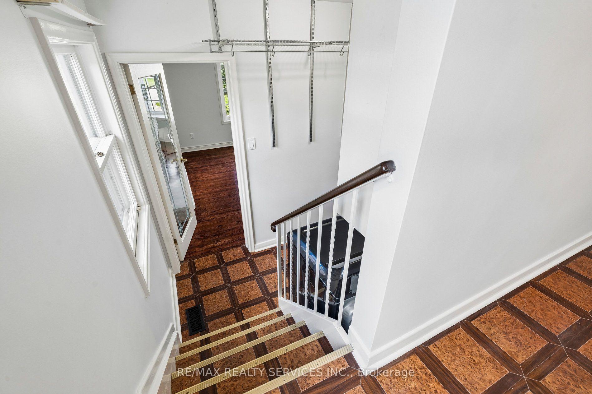 Photo 14 of 16 Malvern Court, Brampton, Brampton East — HOMEH
