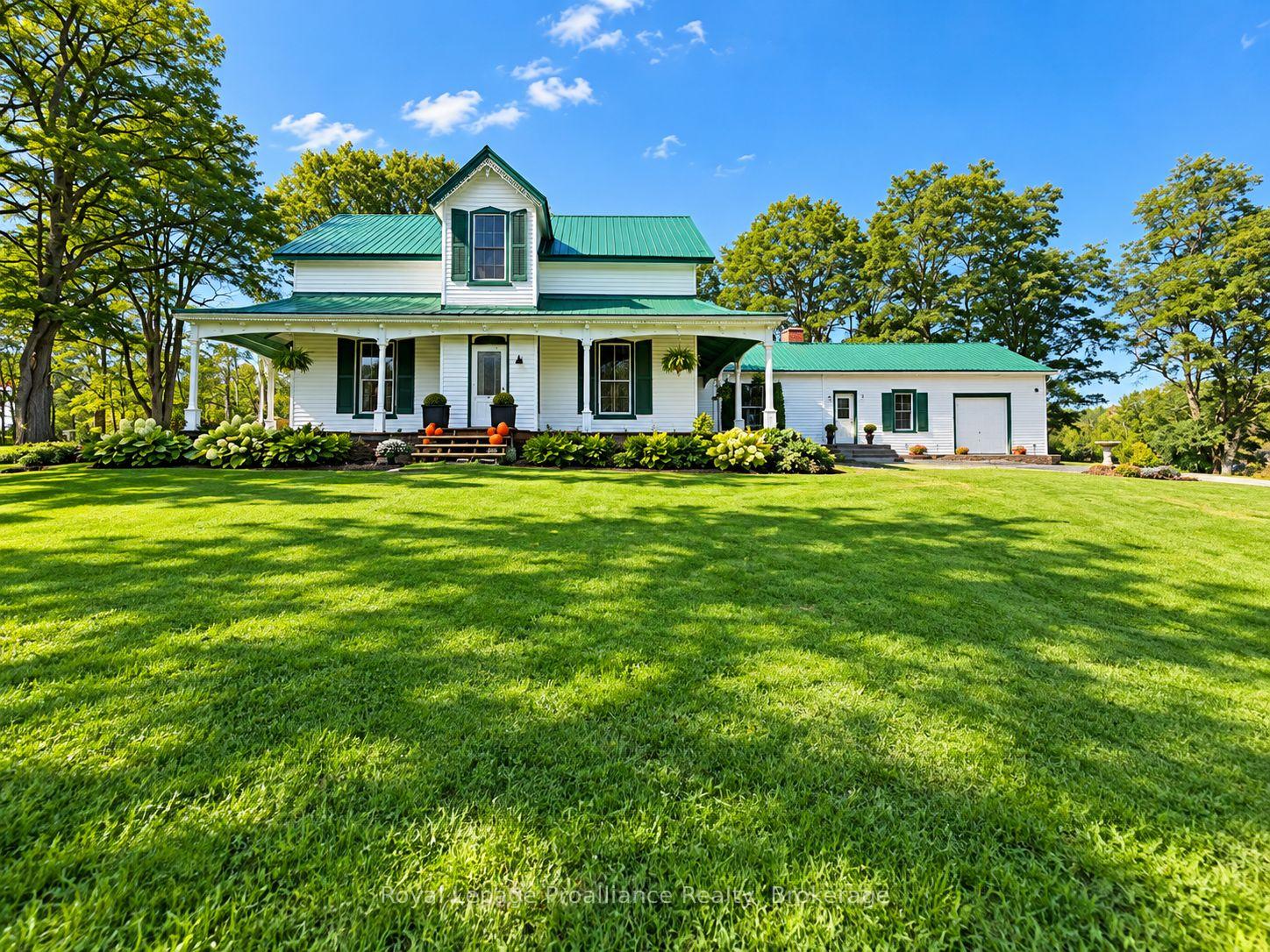 Photo of 729 Foxboro-Stirling Road