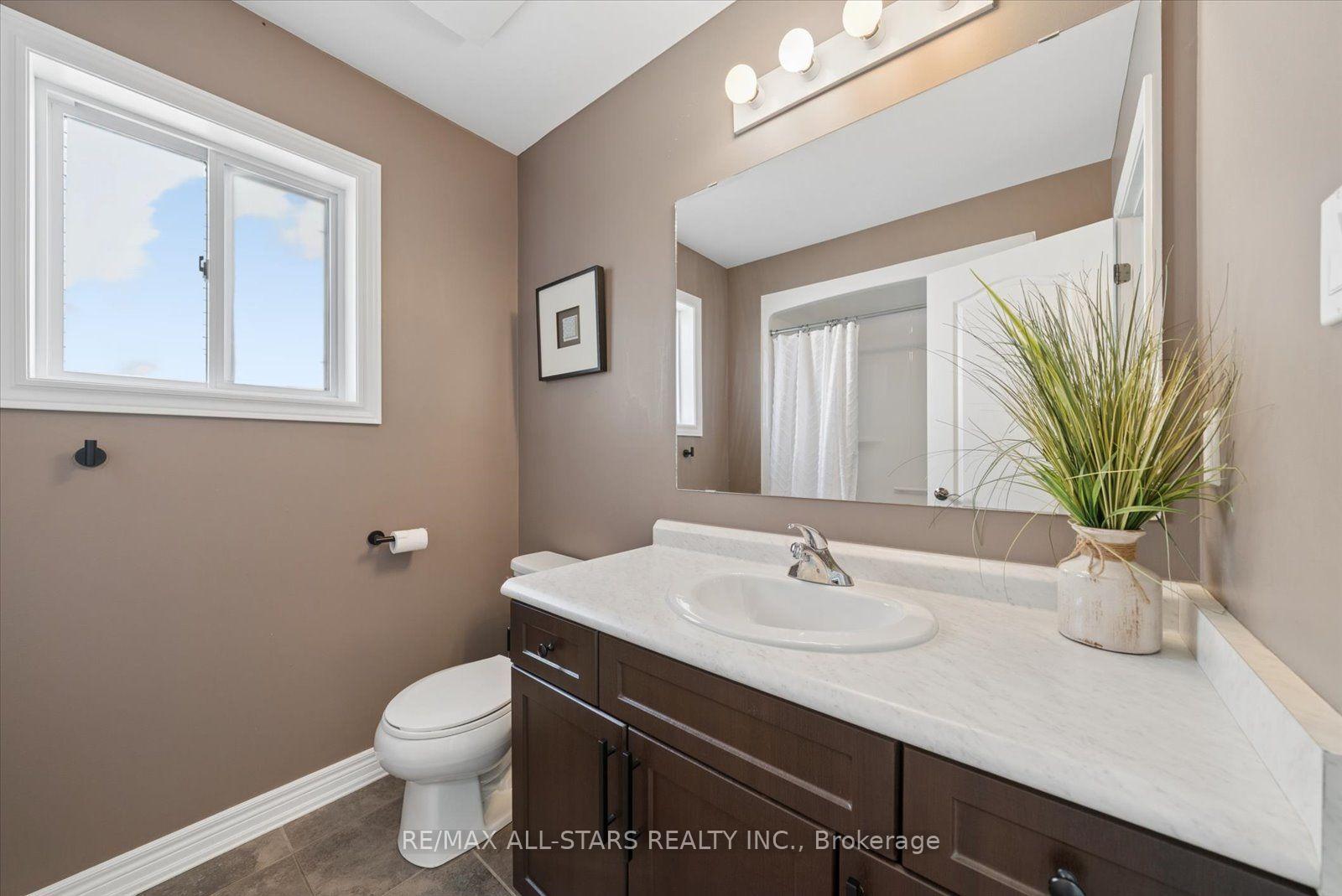 Photo 31 of 58 Carleton Trail, New Tecumseth, Beeton — HOMEH