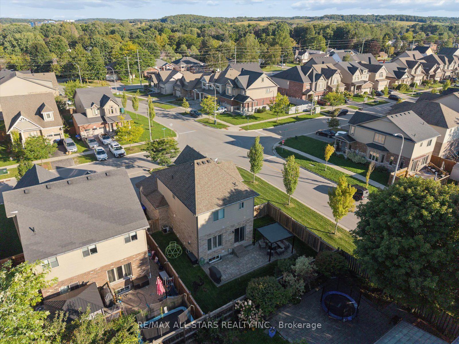Photo 38 of 58 Carleton Trail, New Tecumseth, Beeton — HOMEH