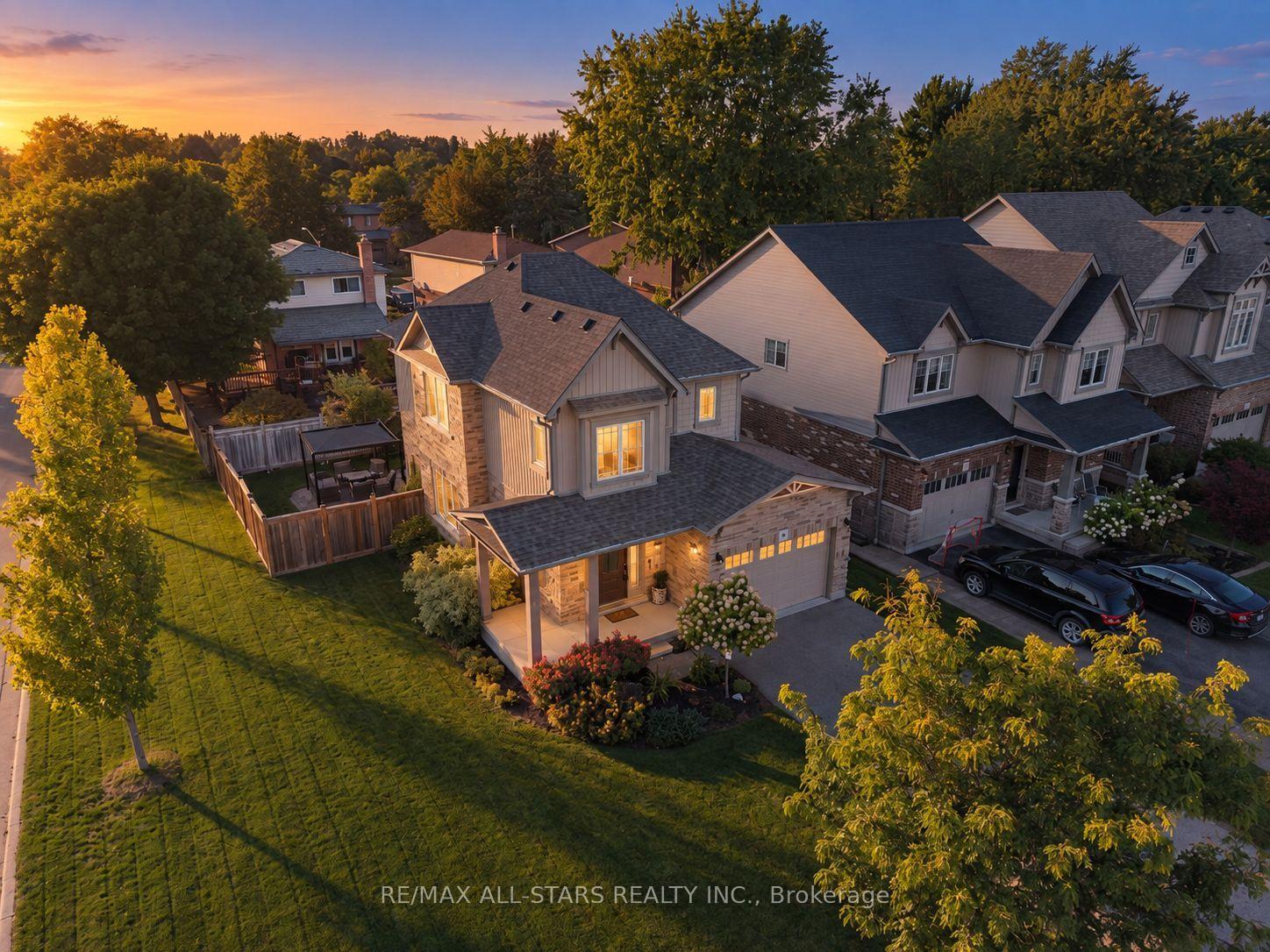 Photo 4 of 58 Carleton Trail, New Tecumseth, Beeton — HOMEH
