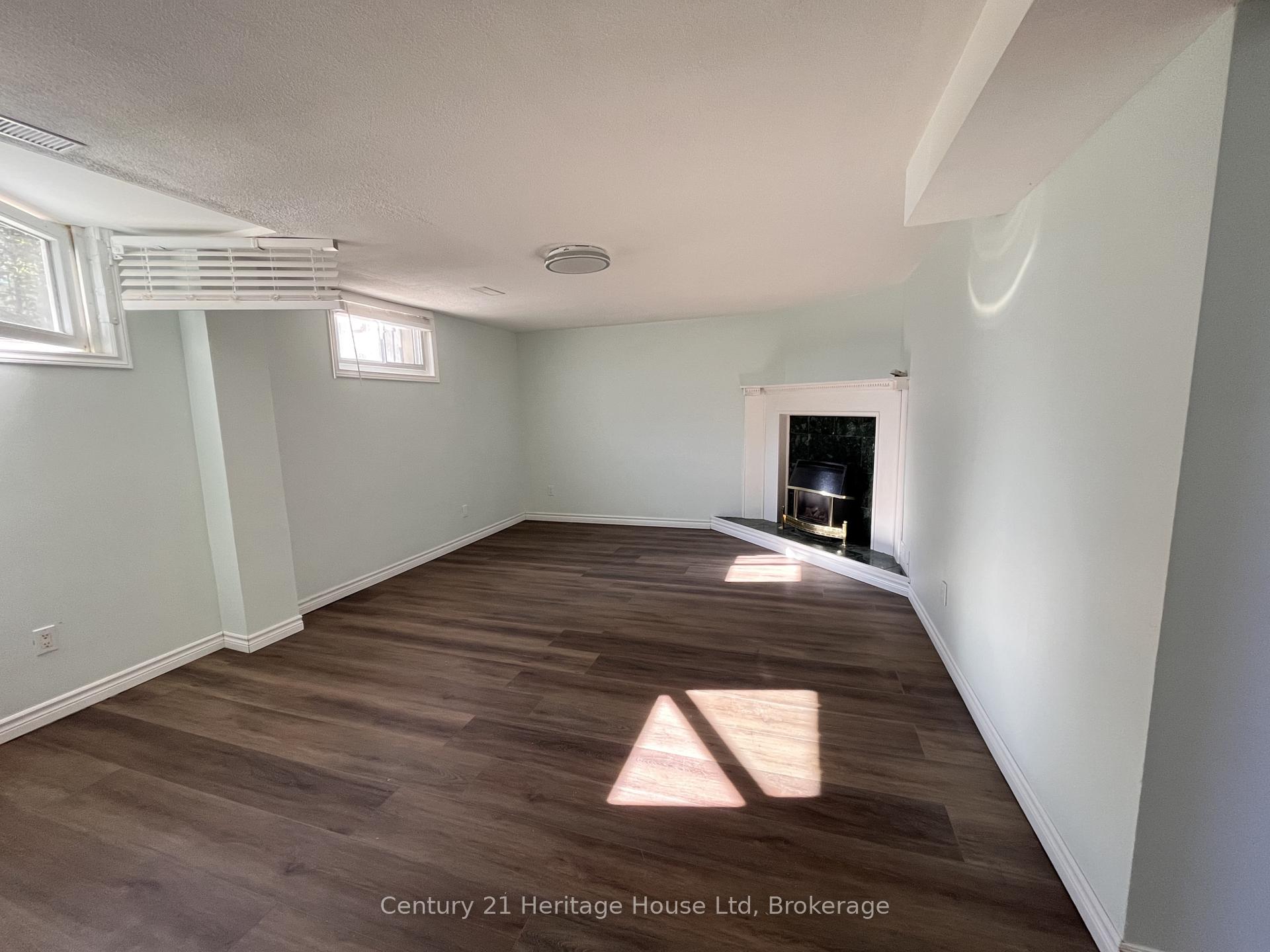 Photo 20 of Unit B, 7 Hyland Road, Guelph, Grange Road — HOMEH