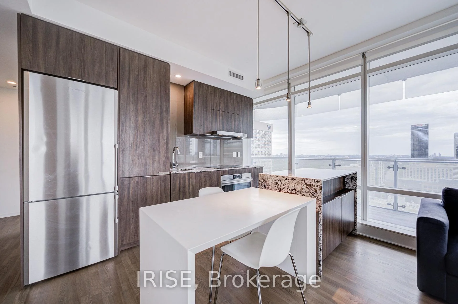 Photo 12 of Unit 2904, 1 Bloor Street E, Toronto, Church-Yonge Corridor — HOMEH