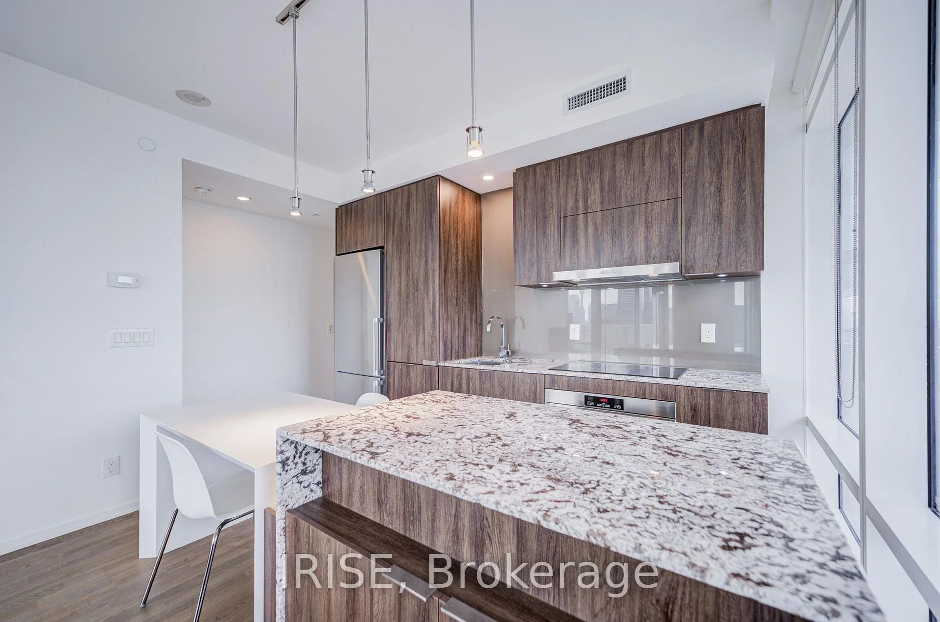Photo 16 of Unit 2904, 1 Bloor Street E, Toronto, Church-Yonge Corridor — HOMEH