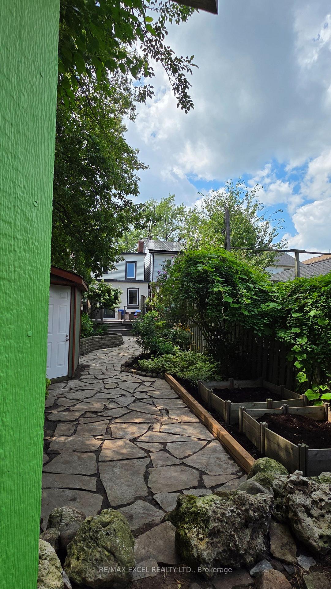 Photo 7 of 171 Langford Avenue, Toronto, Danforth Village-East York — HOMEH