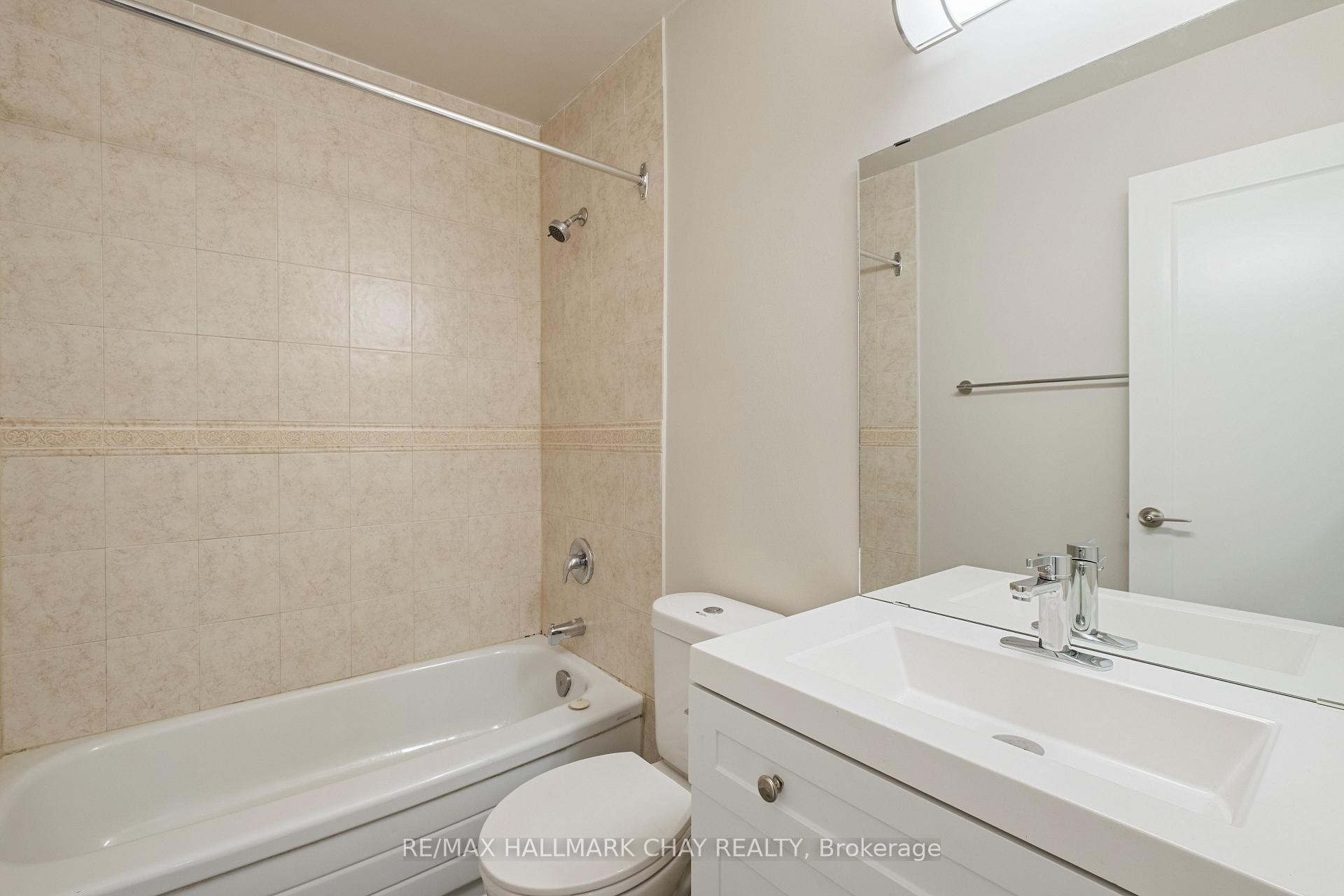 Photo 17 of Unit 28, 177 Bayview Drive, Barrie, Allandale — HOMEH