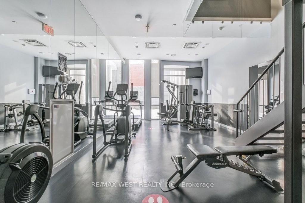 Photo 33 of Unit 501, 30 Canterbury Place, North York, Willowdale West — HOMEH
