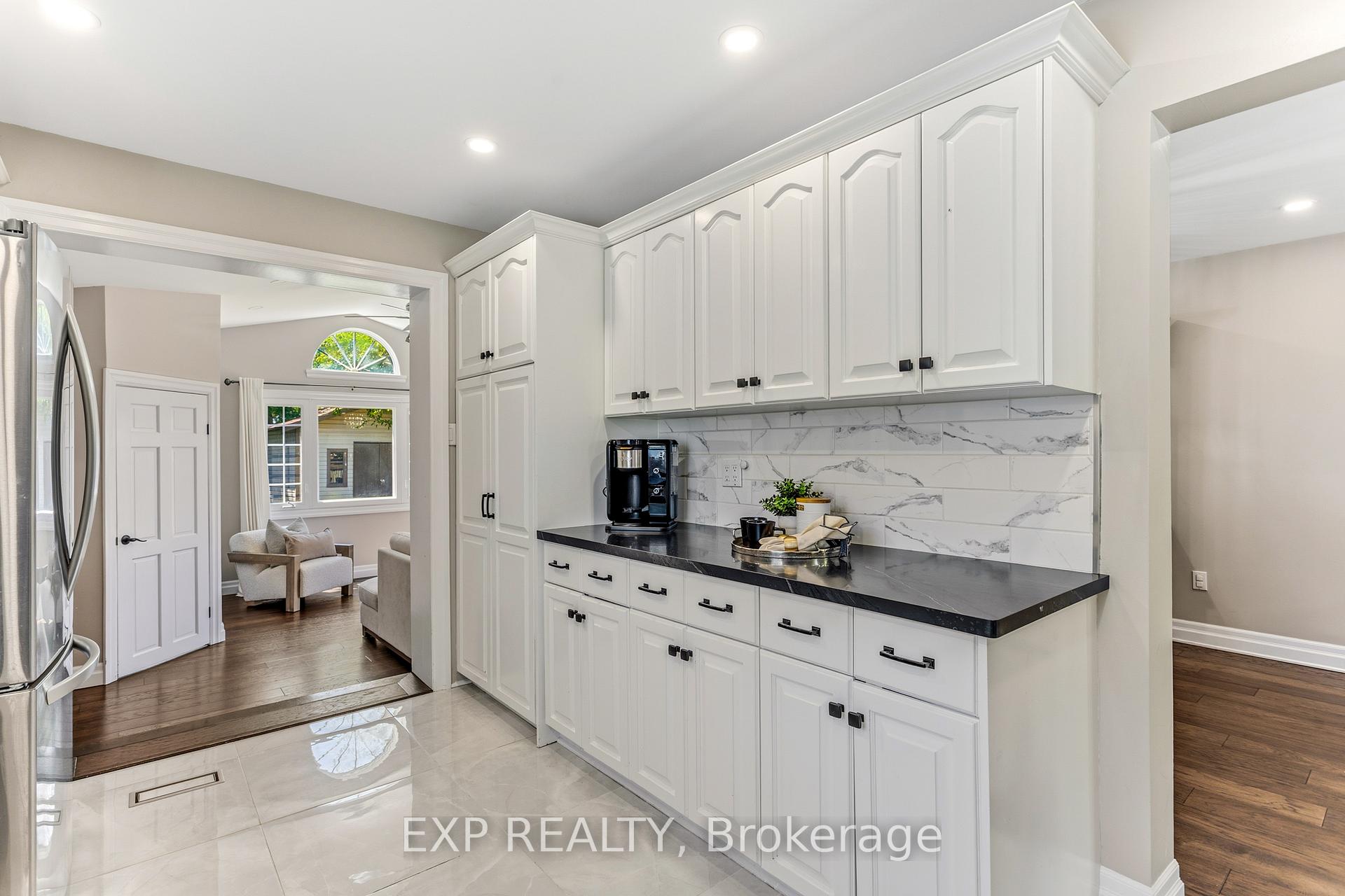 Photo 14 of 4512 Cedarbrook Lane, Lincoln, Beamsville — HOMEH