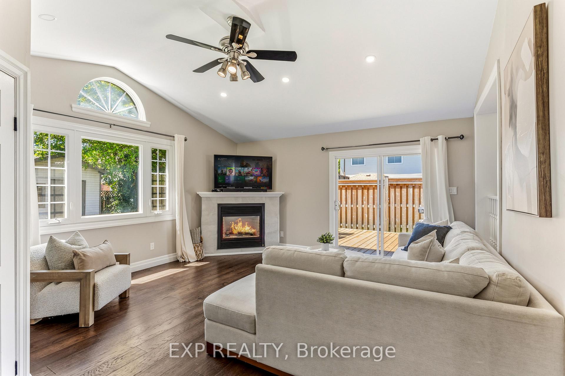 Photo 15 of 4512 Cedarbrook Lane, Lincoln, Beamsville — HOMEH
