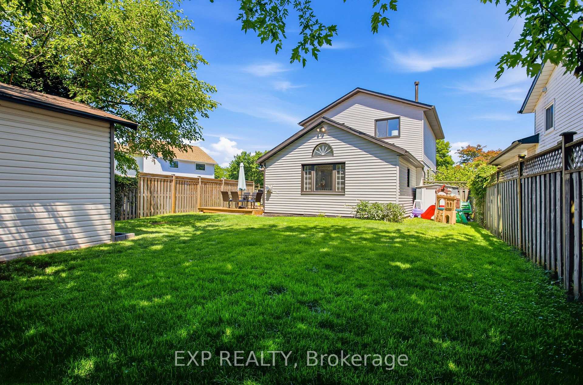 Photo 35 of 4512 Cedarbrook Lane, Lincoln, Beamsville — HOMEH