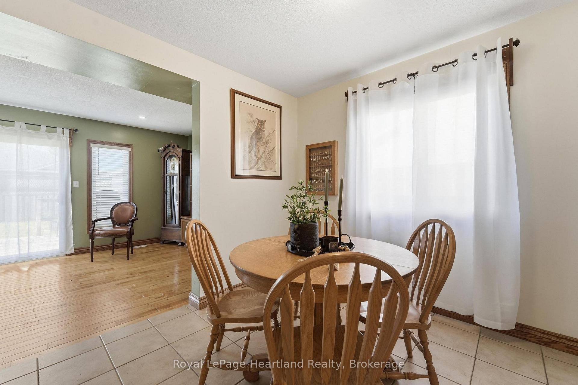 Photo 4 of 480 Mowat Street E, North Perth, Listowel — HOMEH