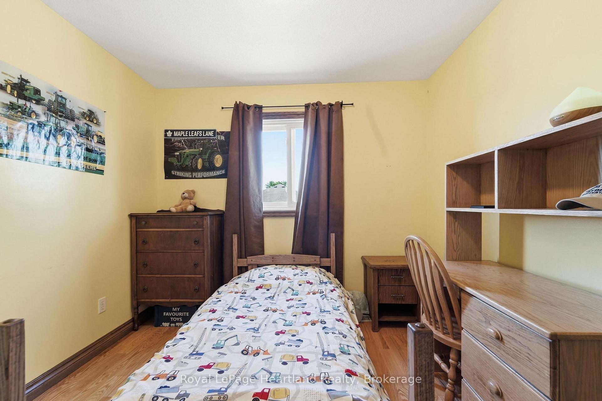Photo 21 of 480 Mowat Street E, North Perth, Listowel — HOMEH