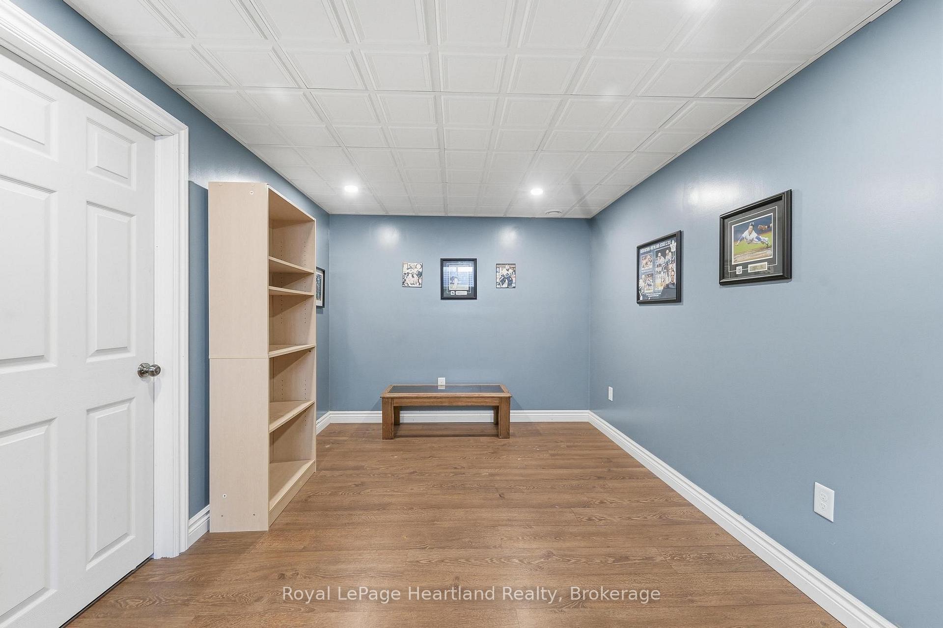 Photo 24 of 480 Mowat Street E, North Perth, Listowel — HOMEH