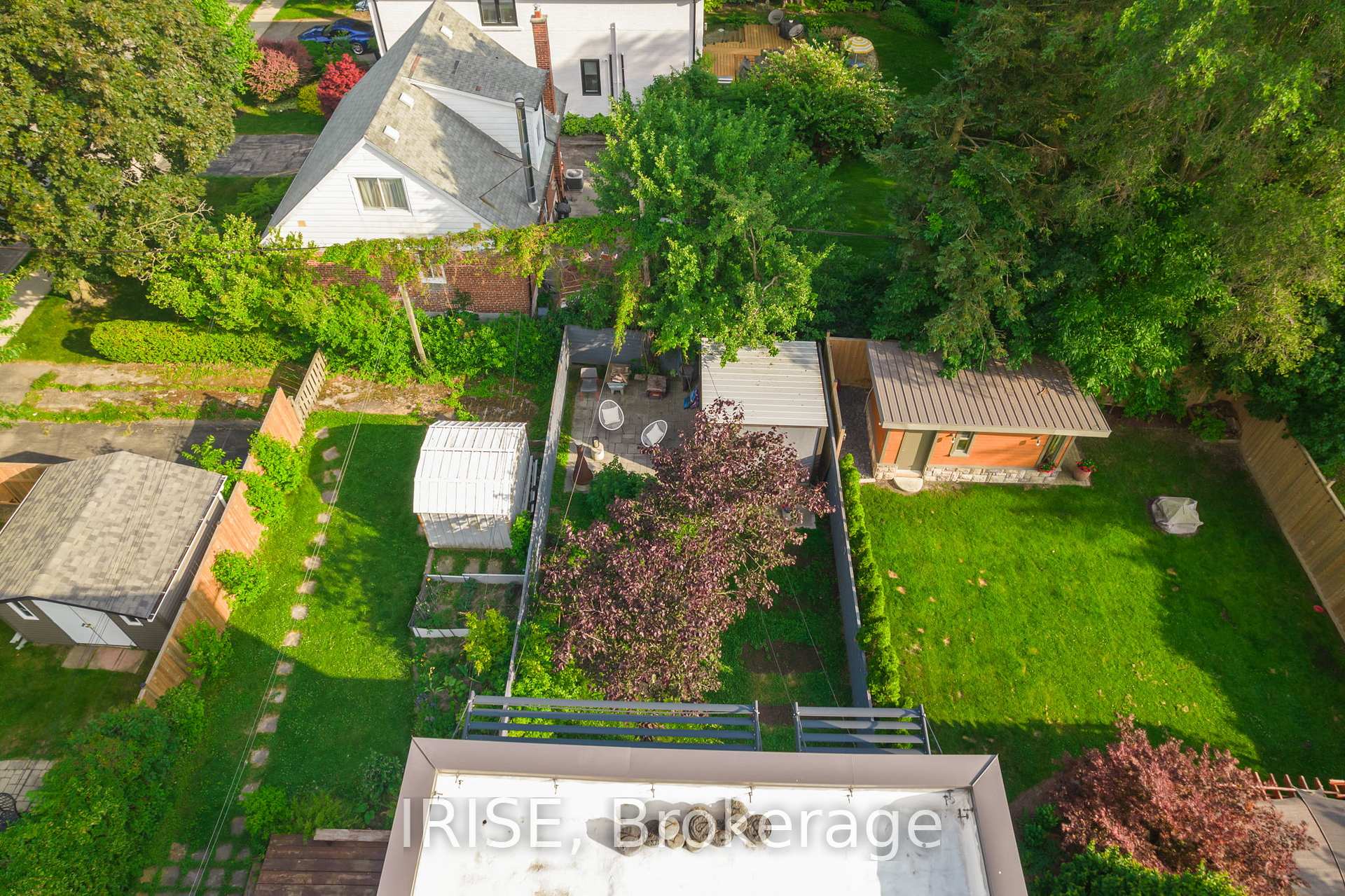 Photo 43 of 29 Ash Crescent, Etobicoke, Long Branch — HOMEH