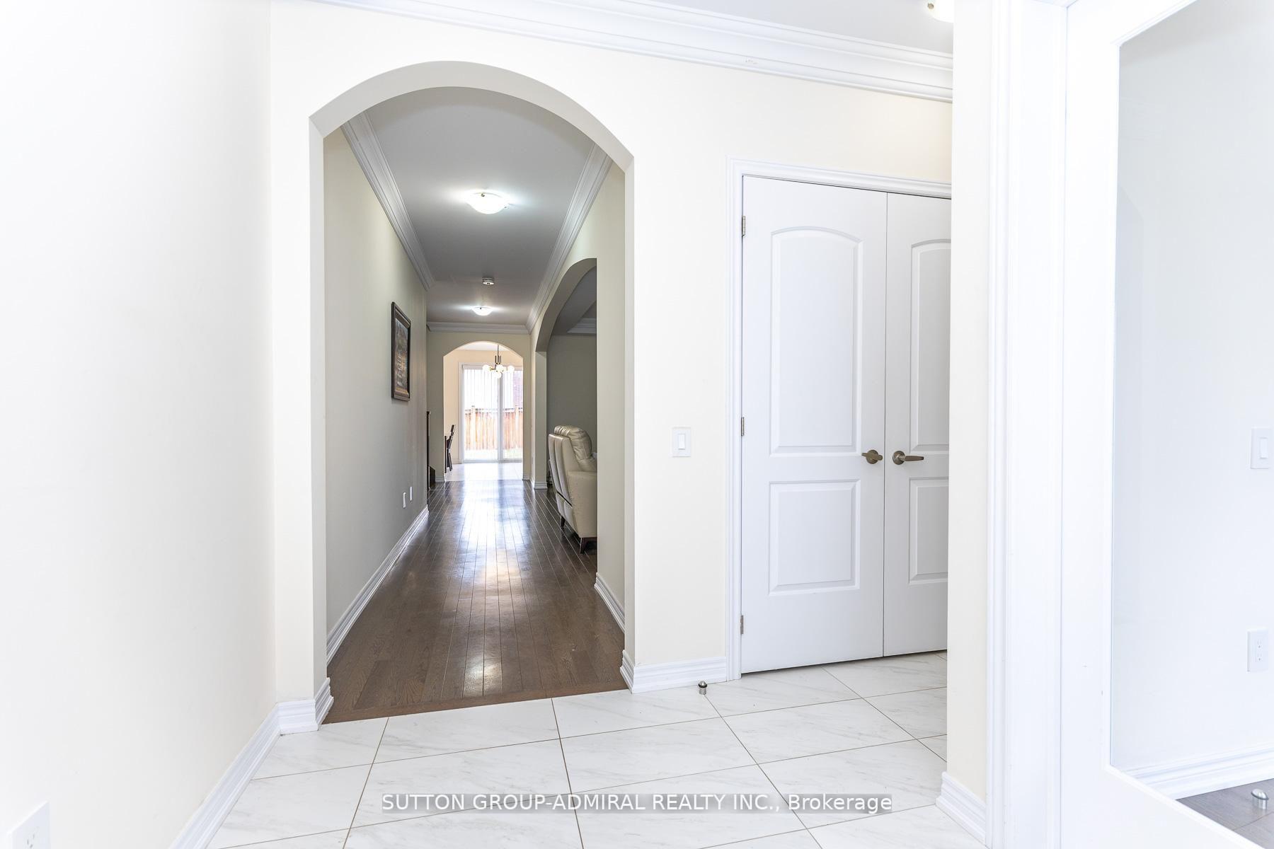Photo 5 of 30 Albert Spencer Avenue, Caledon, Caledon East — HOMEH